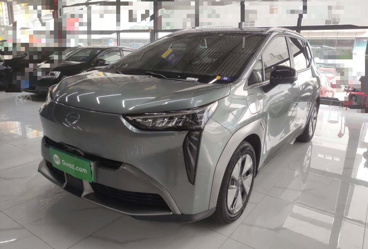 广汽埃安 AION Y 2022款 70 乐享版