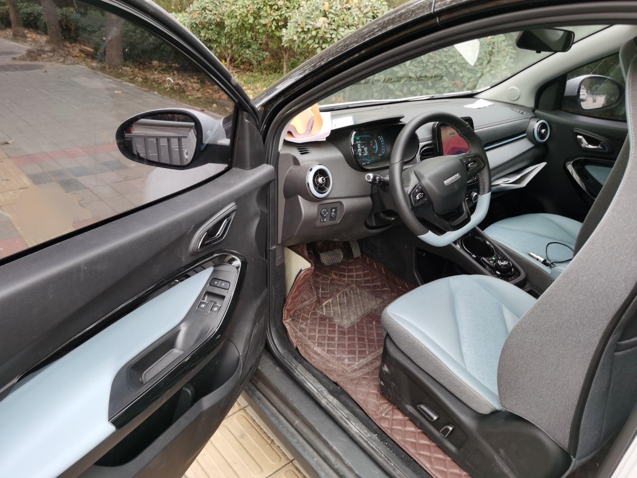 奇瑞 小蚂蚁 2022款 甜粉款 全糖版 三元锂 30kW 301km