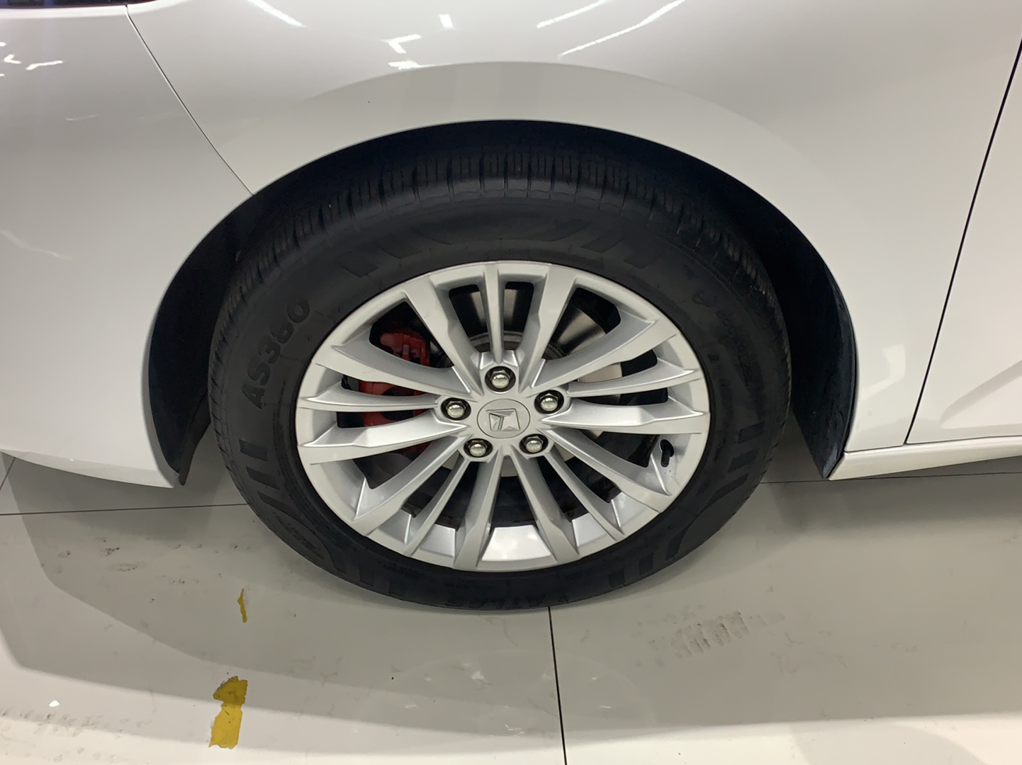 新宝骏 宝骏RC-5 2020款 RC-5W 1.5T CVT智耀豪华型