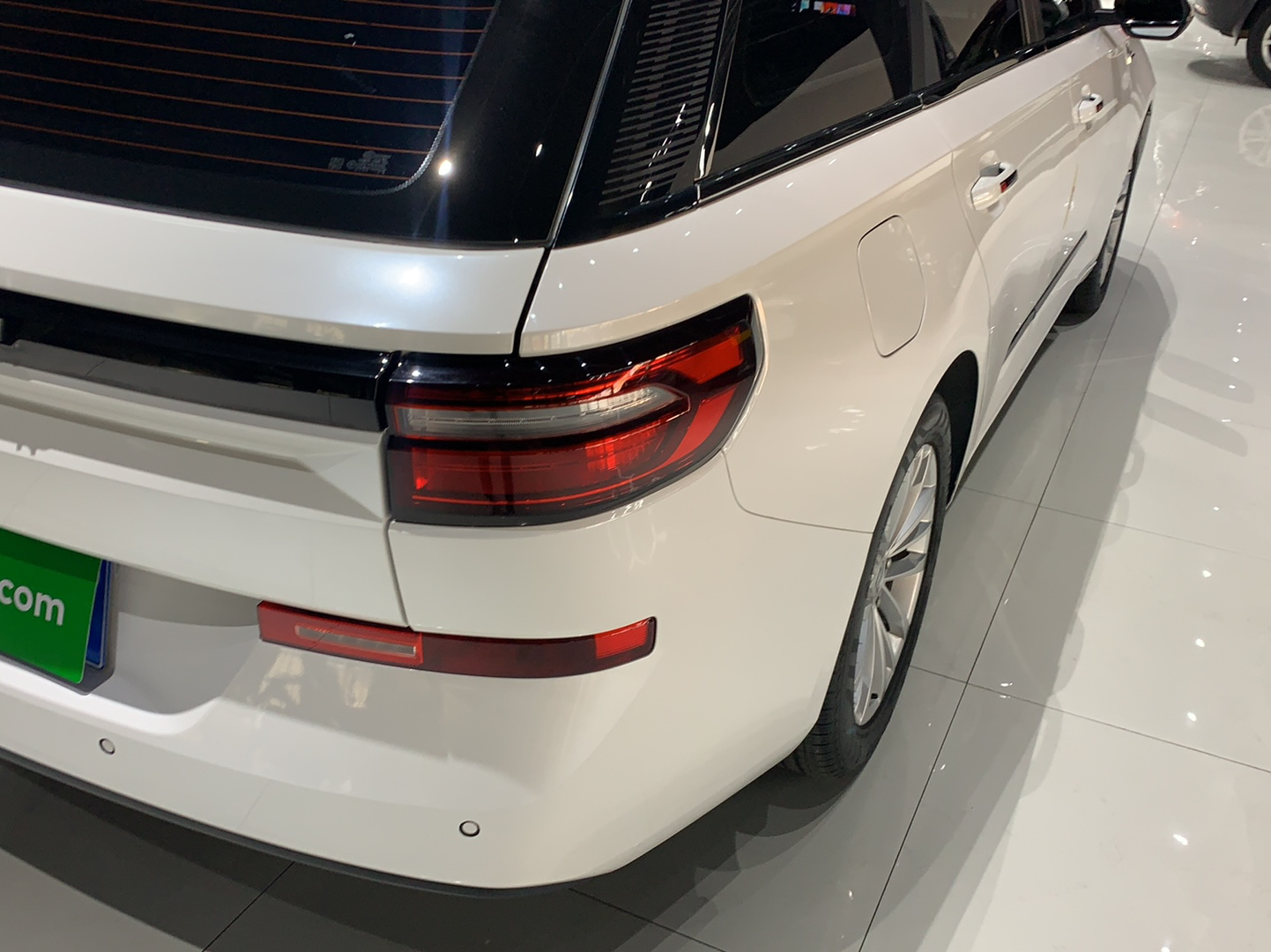 新宝骏 宝骏RC-5 2020款 RC-5W 1.5T CVT智耀豪华型