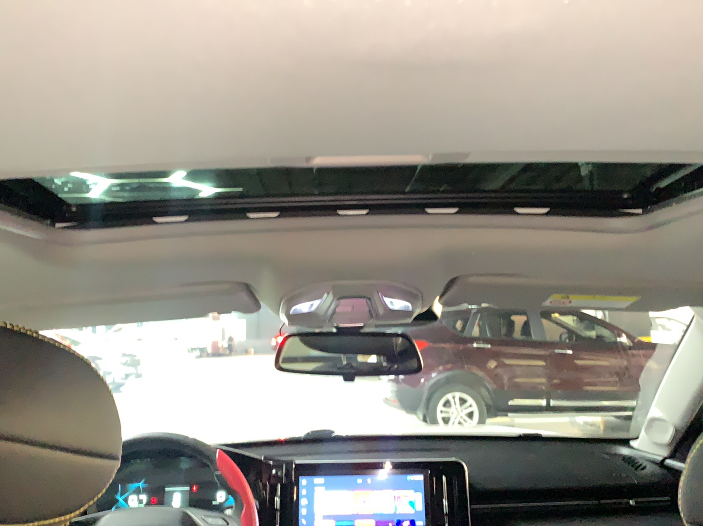 新宝骏 宝骏RC-5 2020款 RC-5W 1.5T CVT智耀豪华型