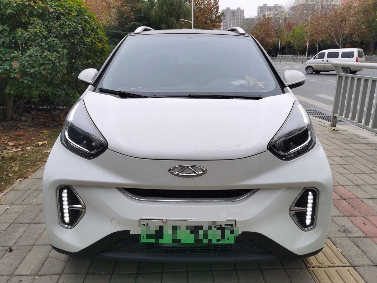 奇瑞 小蚂蚁 2022款 甜粉款 全糖版 三元锂 30kW 301km