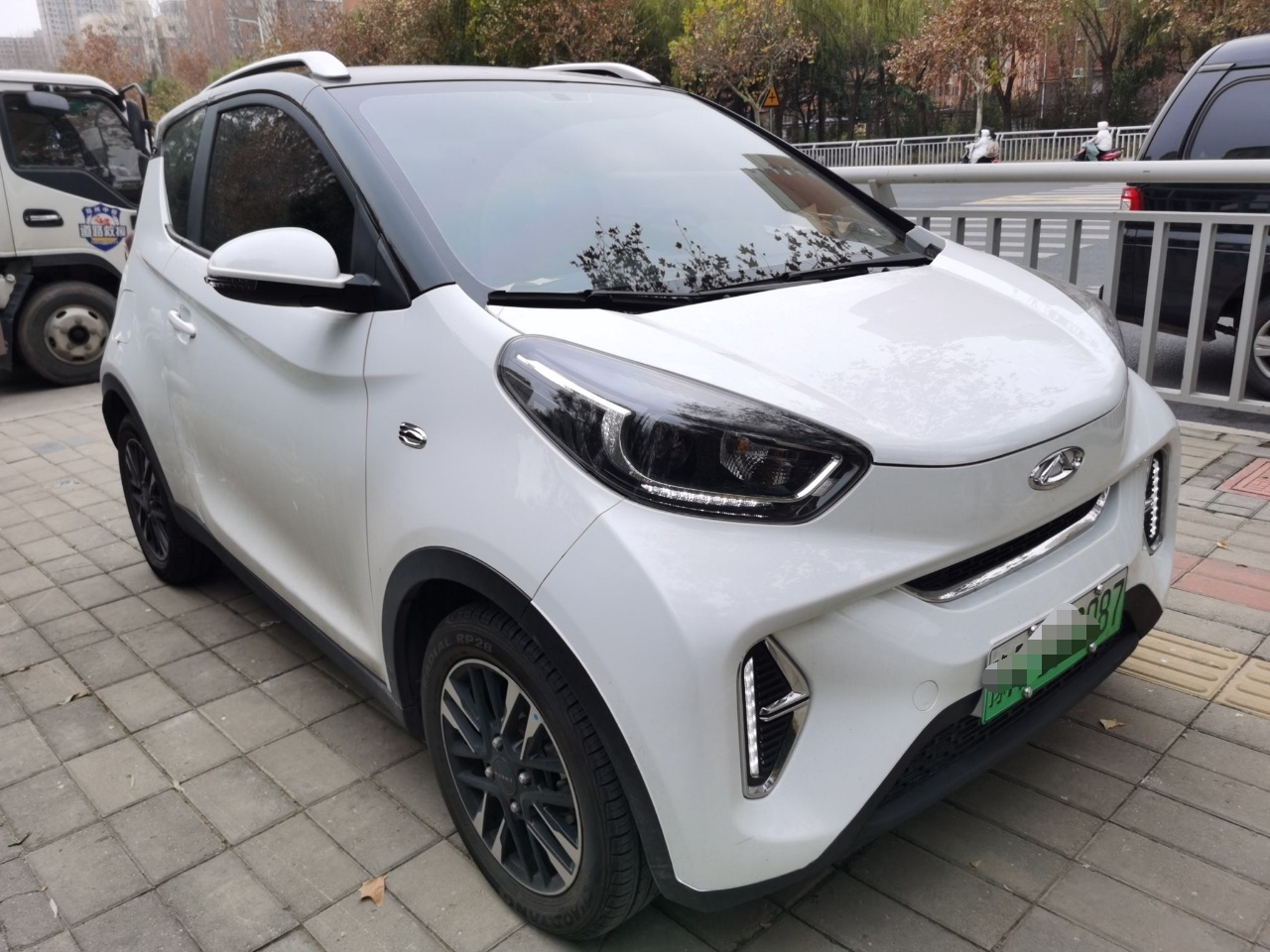 奇瑞 小蚂蚁 2022款 甜粉款 全糖版 三元锂 30kW 301km