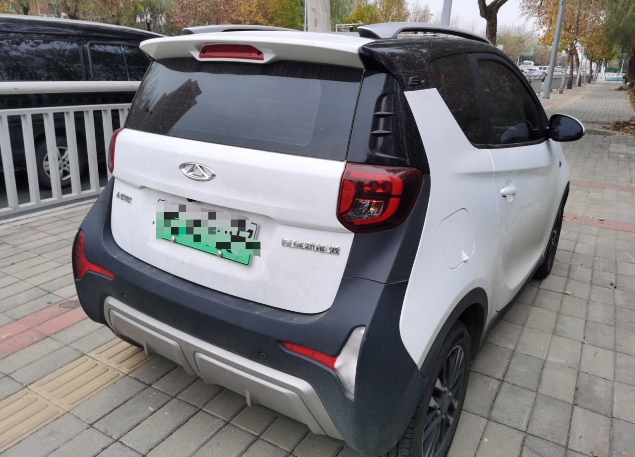 奇瑞 小蚂蚁 2022款 甜粉款 全糖版 三元锂 30kW 301km