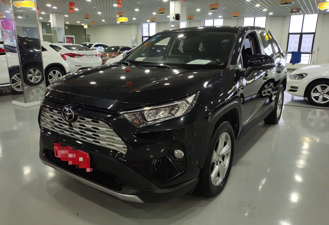 丰田 RAV4 2020款 2.0L CVT两驱风尚版