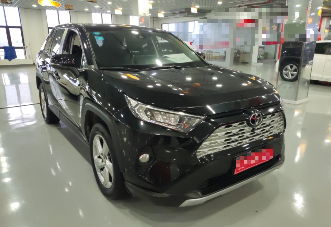 丰田 RAV4 2020款 2.0L CVT两驱风尚版