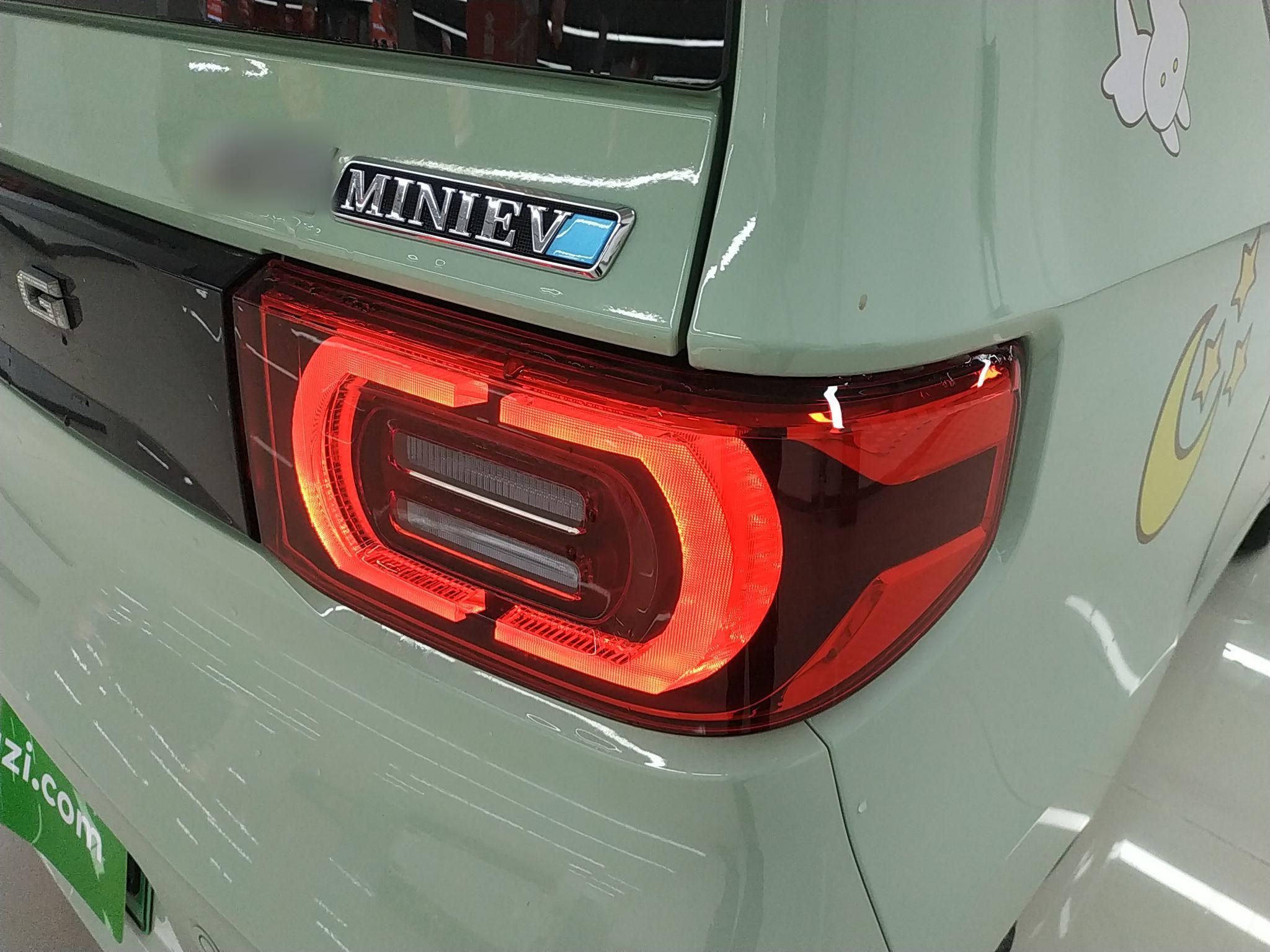 五菱汽车 宏光MINI EV 2021款 马卡龙臻享款 三元锂