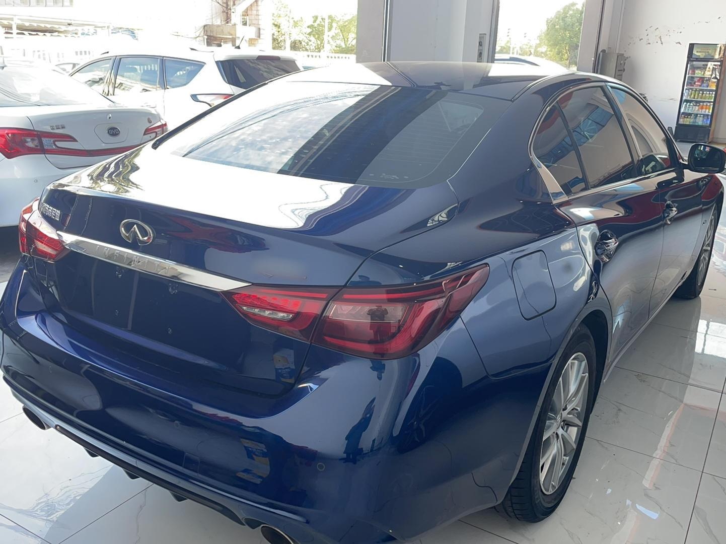 英菲尼迪Q50L 2018款 2.0T 舒适版 国V