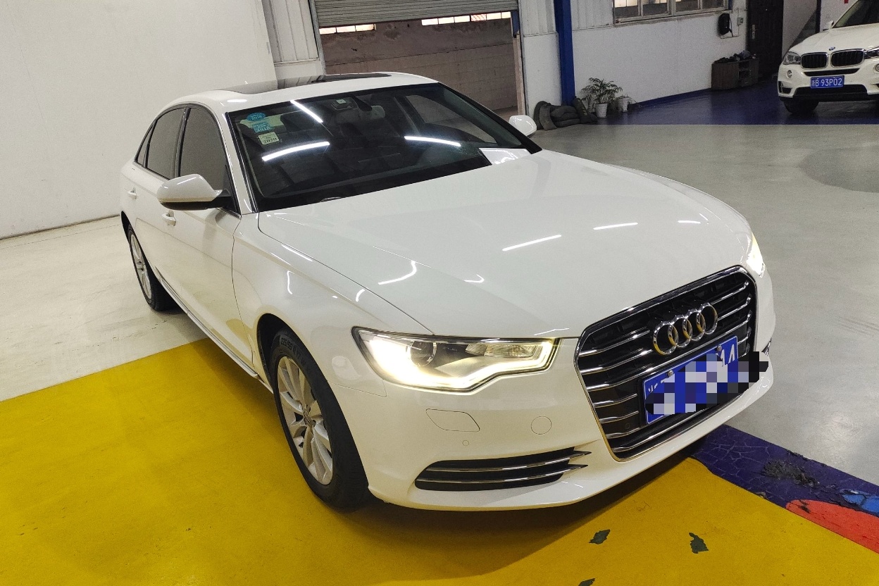 奥迪A6L 2012款 30 FSI 舒适型