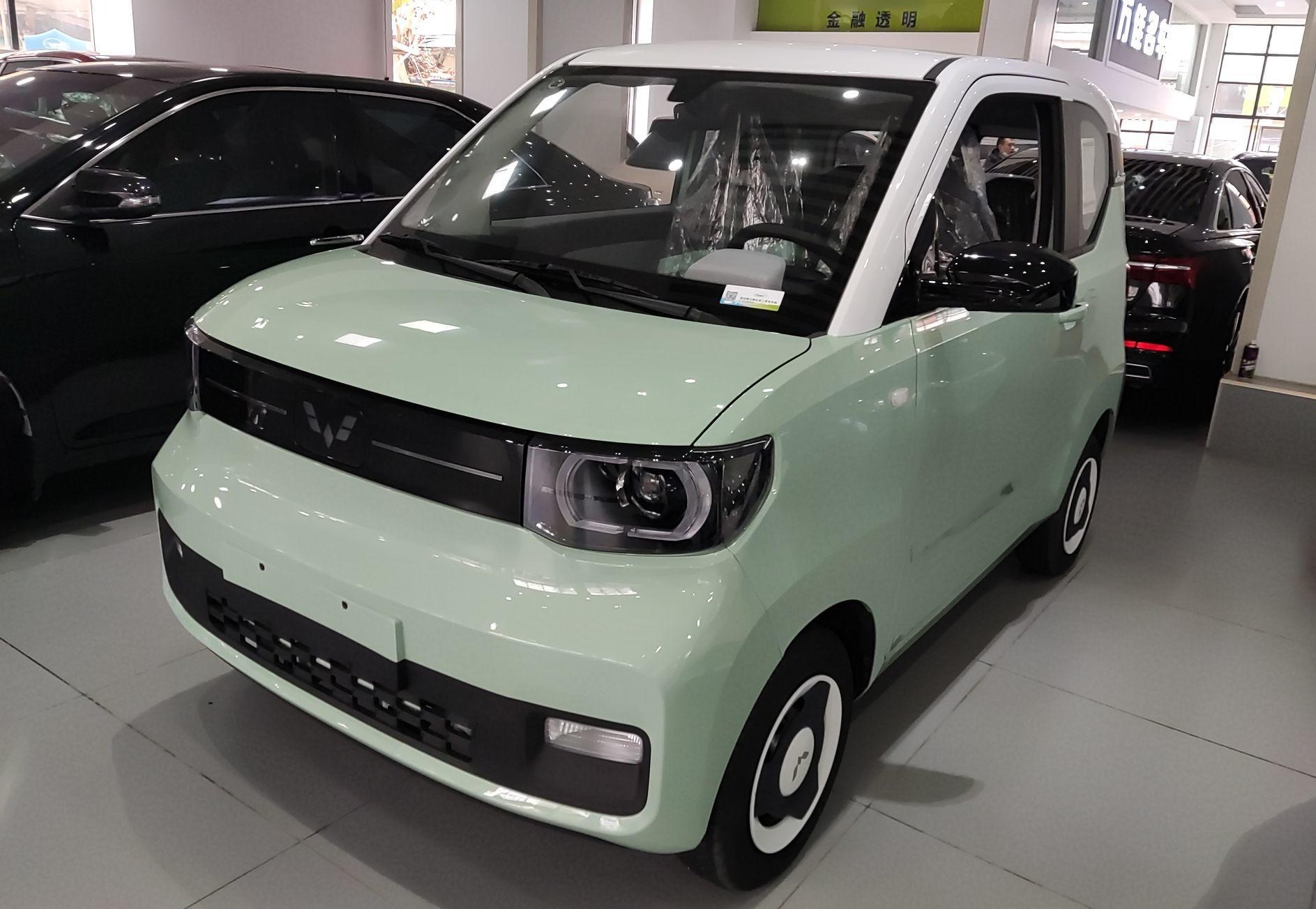 五菱汽车 宏光MINI EV 2022款 马卡龙时尚款 磷酸铁锂