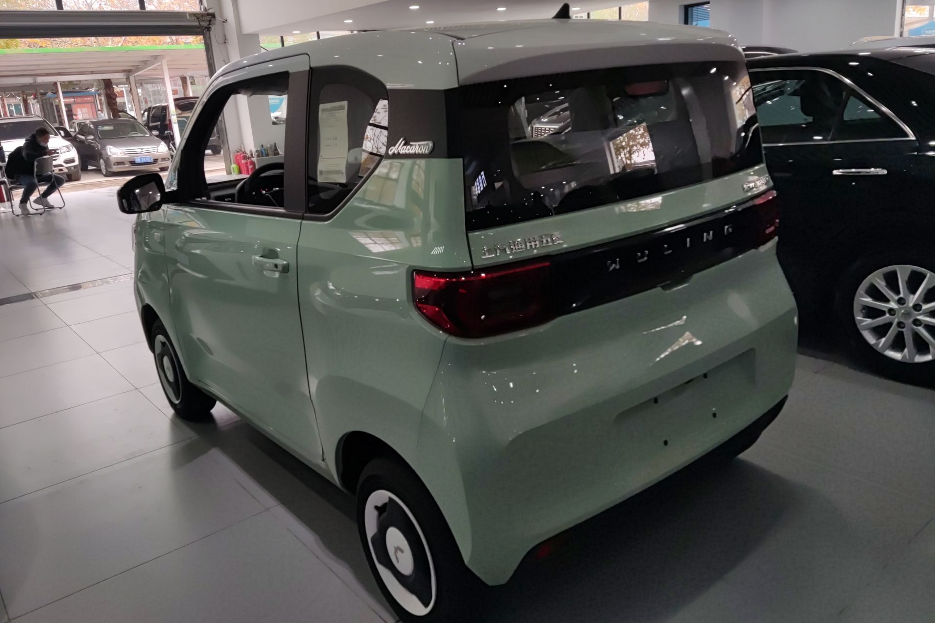 五菱汽车 宏光MINI EV 2022款 马卡龙时尚款 磷酸铁锂