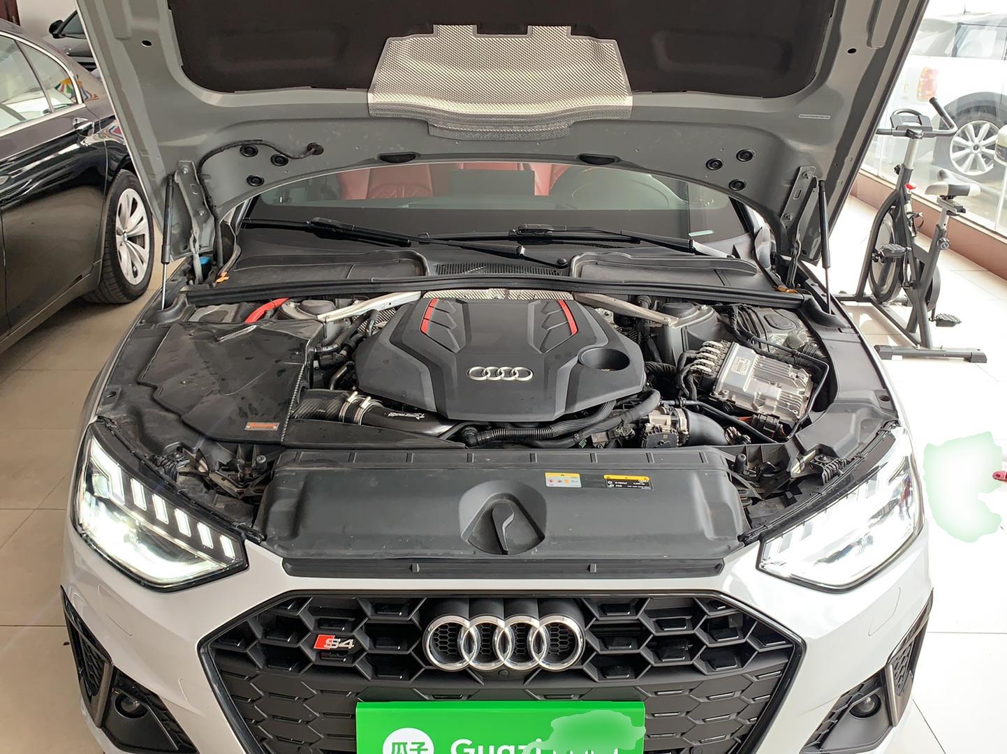 奥迪S4 2020款 S4 3.0TFSI(进口)