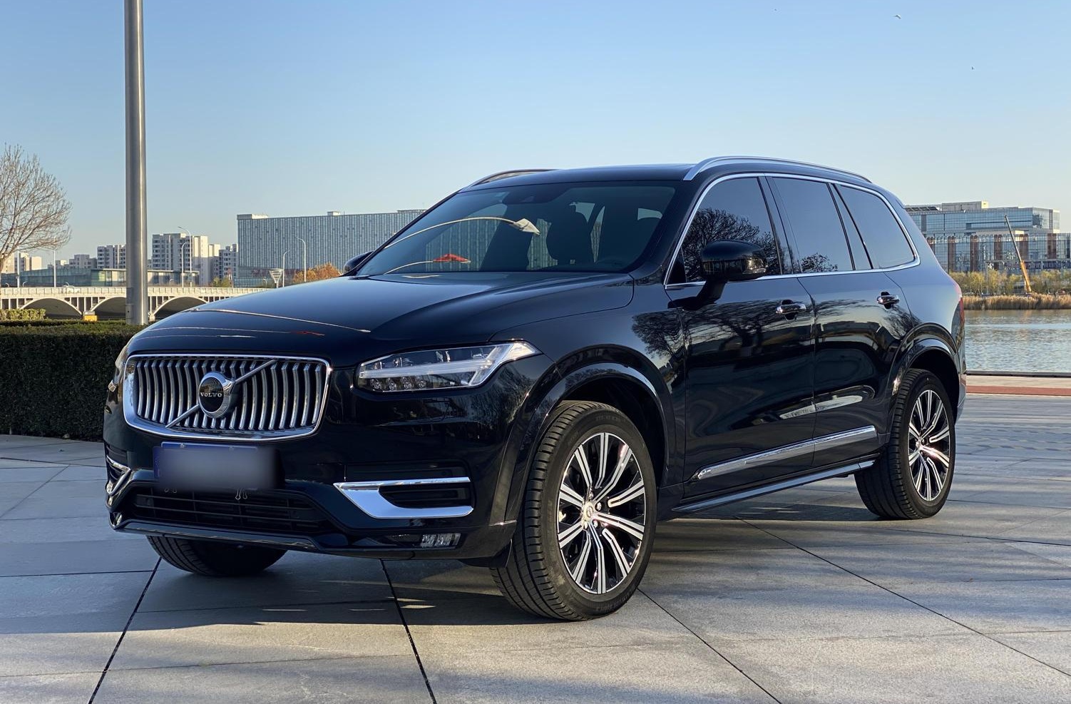 沃尔沃XC90 2020款 改款 T6 智逸豪华版 7座(进口)