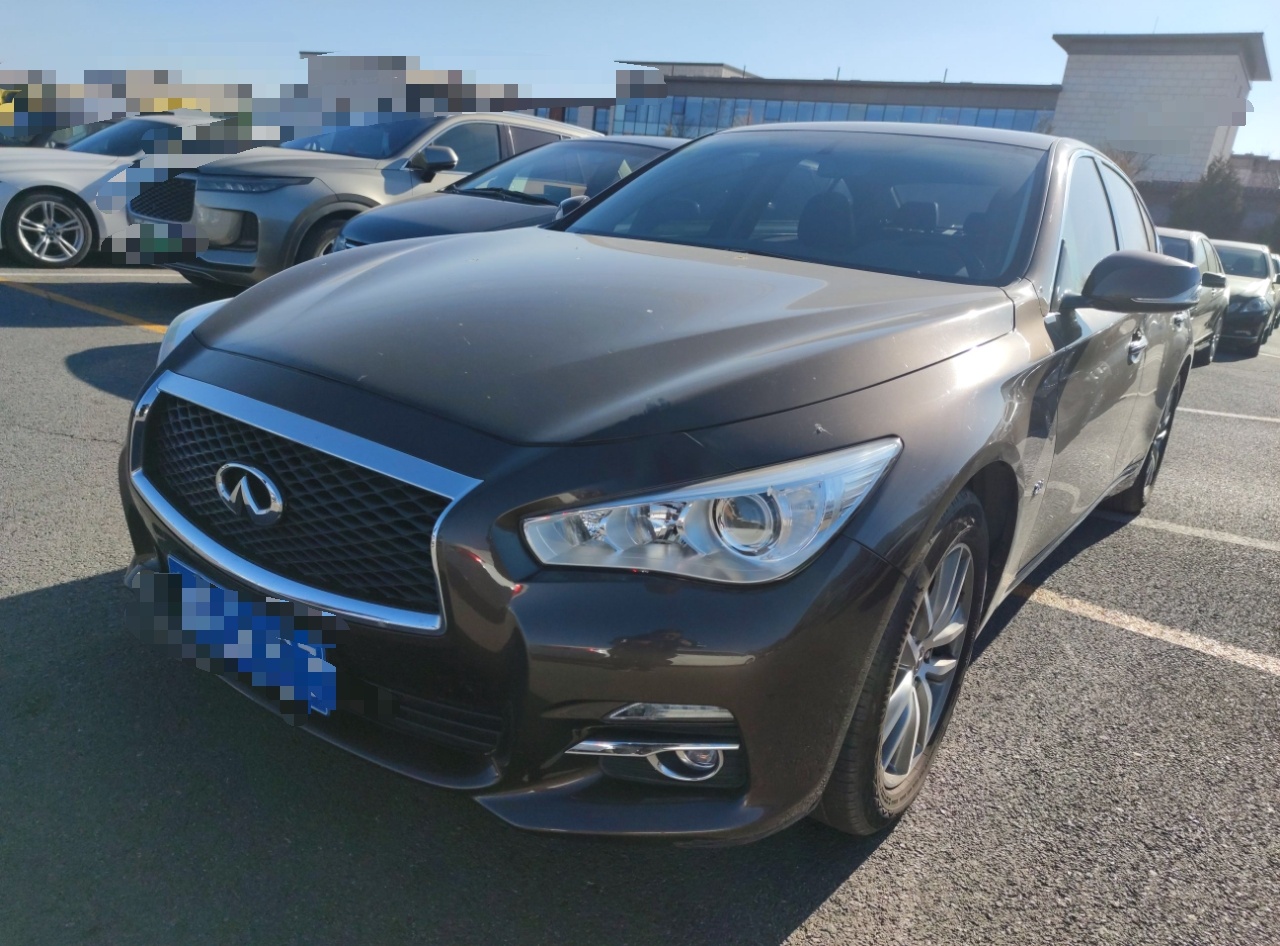 英菲尼迪Q50L 2015款 2.0T 舒适版