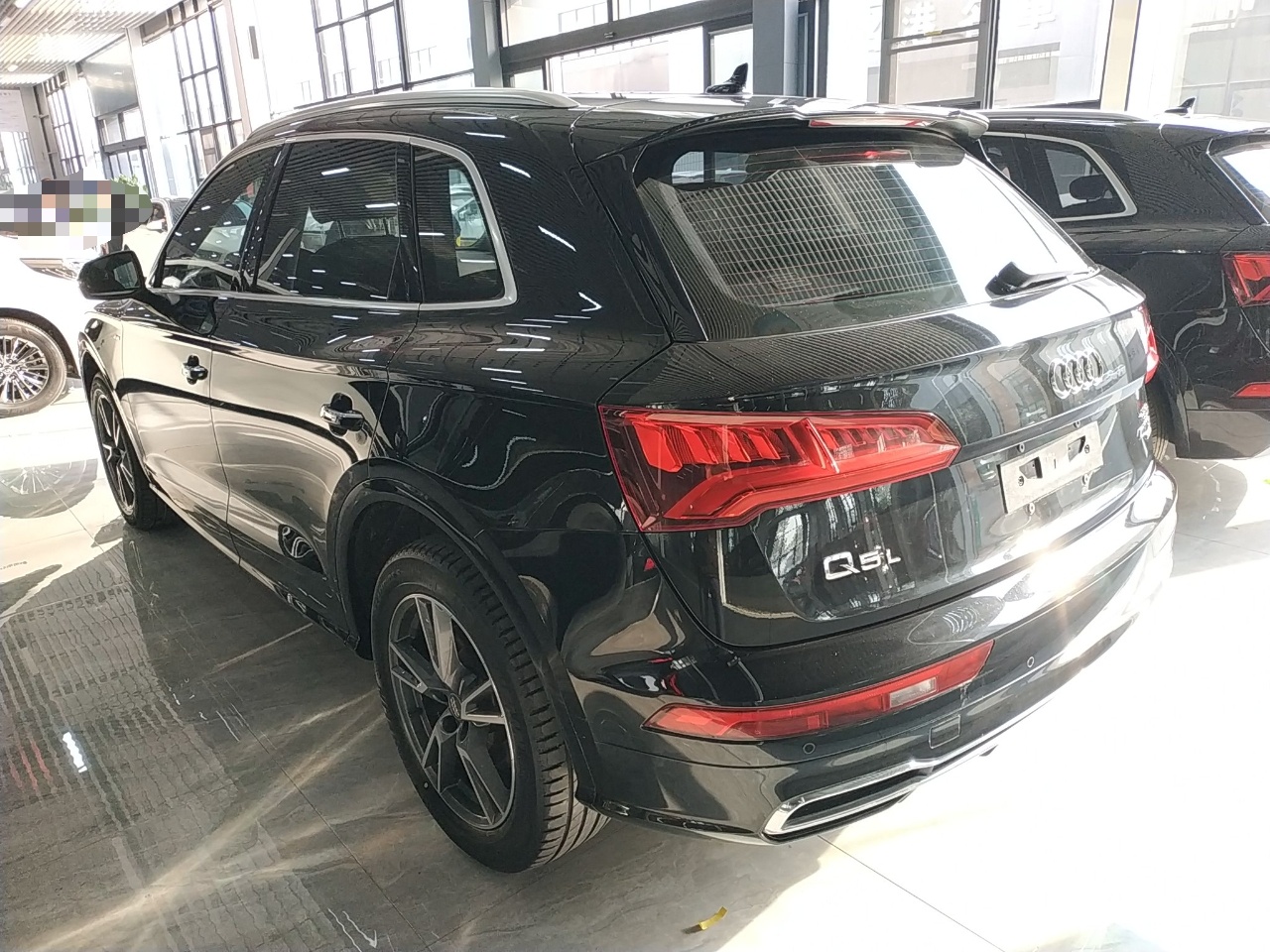 奥迪Q5L 2020款 40 TFSI 荣享时尚型