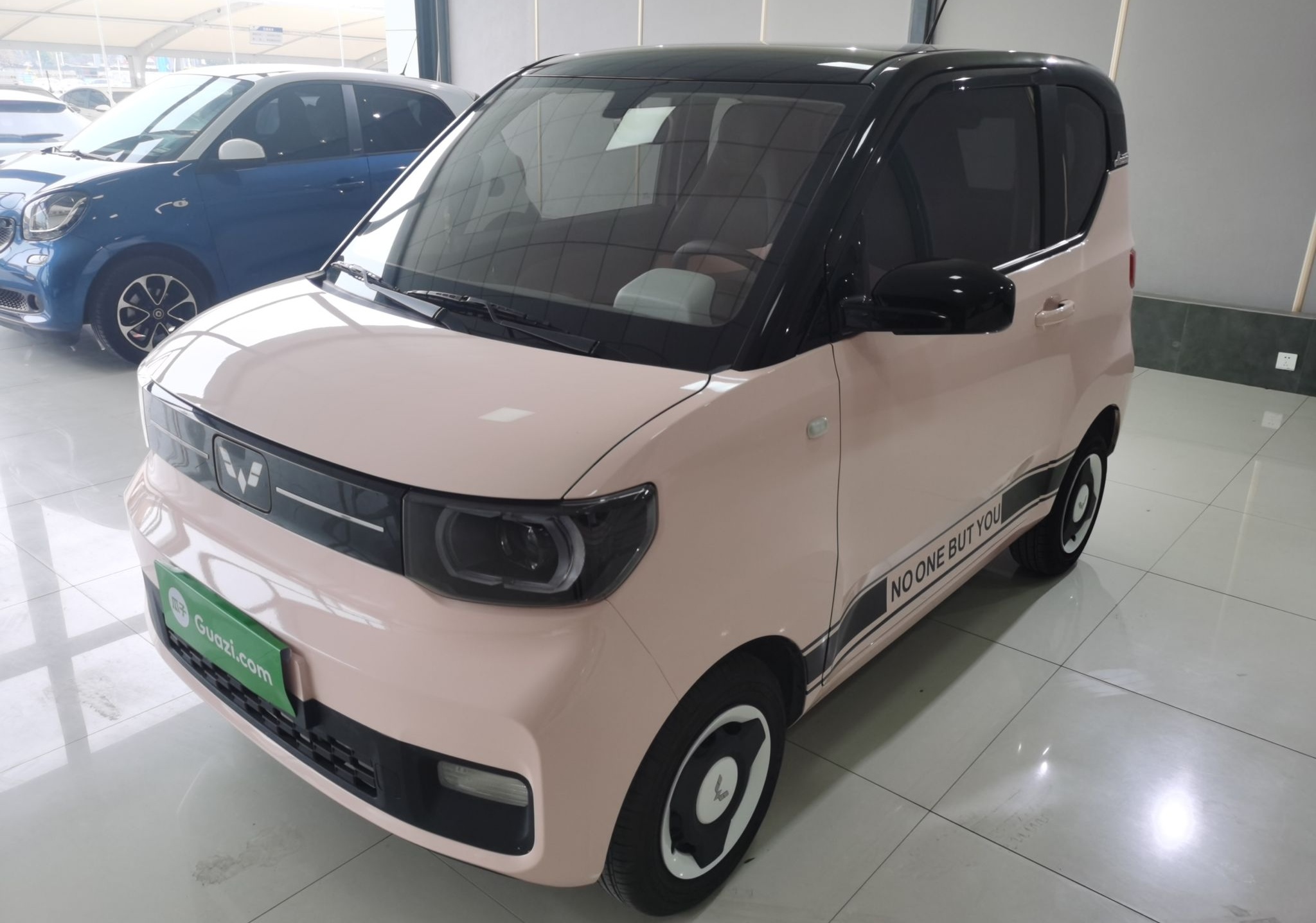 五菱汽车 宏光MINI EV 2022款 马卡龙臻享款 磷酸铁锂