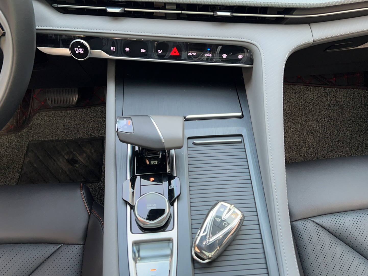 长安CS75 PLUS 2022款 第二代 1.5T 自动豪华型