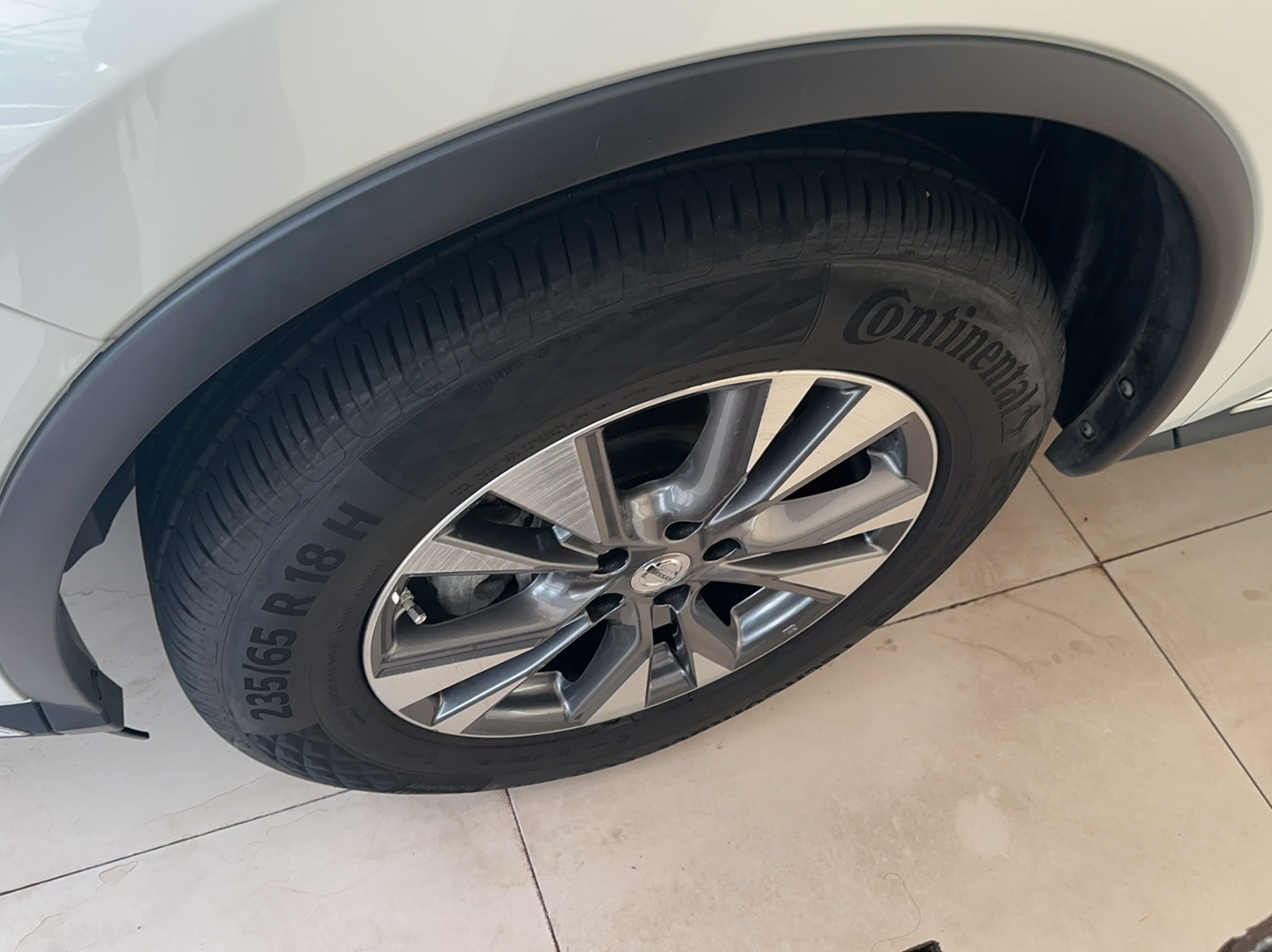 日产 楼兰 2015款 2.5L XL 两驱智尚版