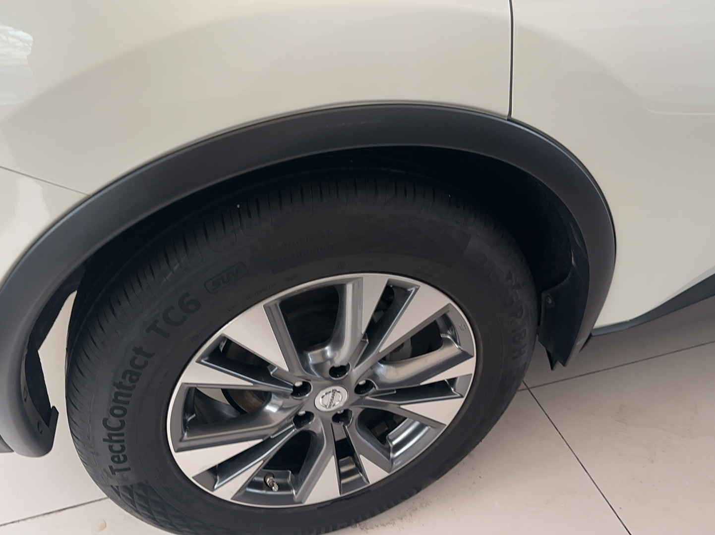 日产 楼兰 2015款 2.5L XL 两驱智尚版