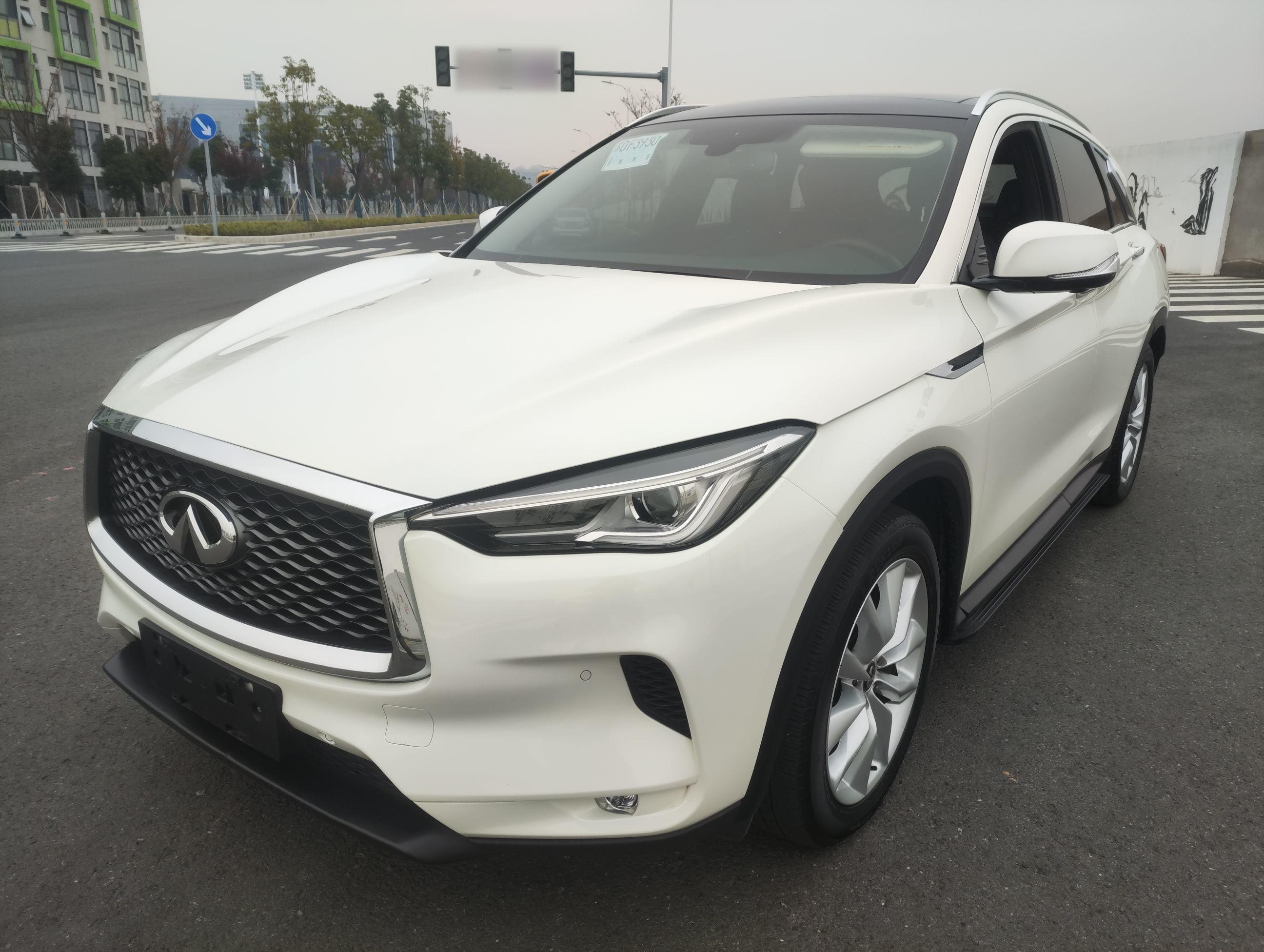 英菲尼迪QX50 2018款 2.0T 四驱菁英版