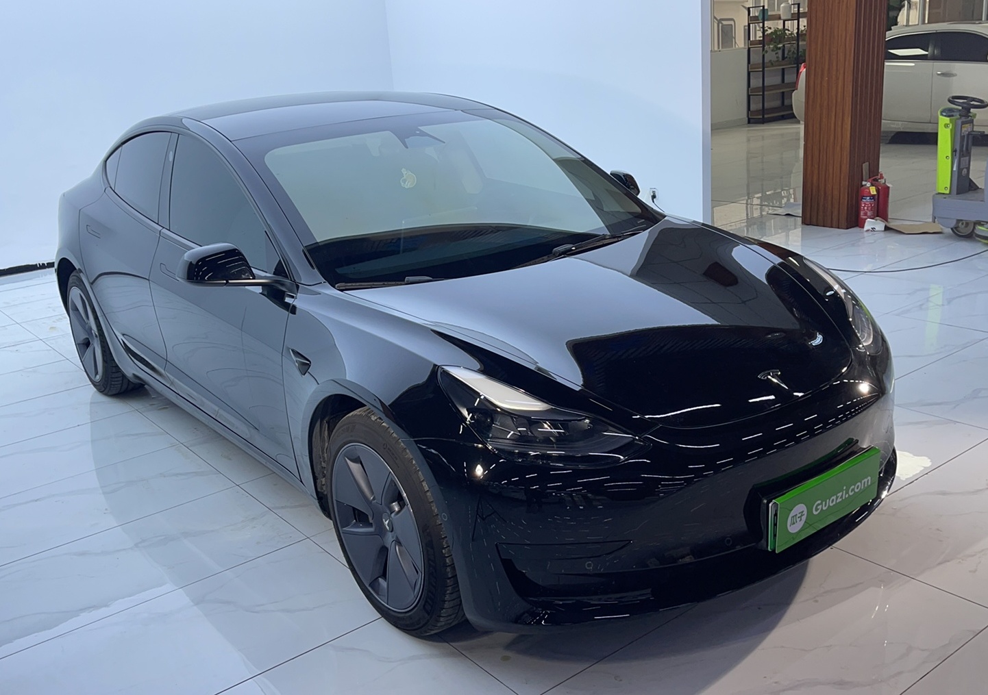 特斯拉 Model 3 2022款 后轮驱动版