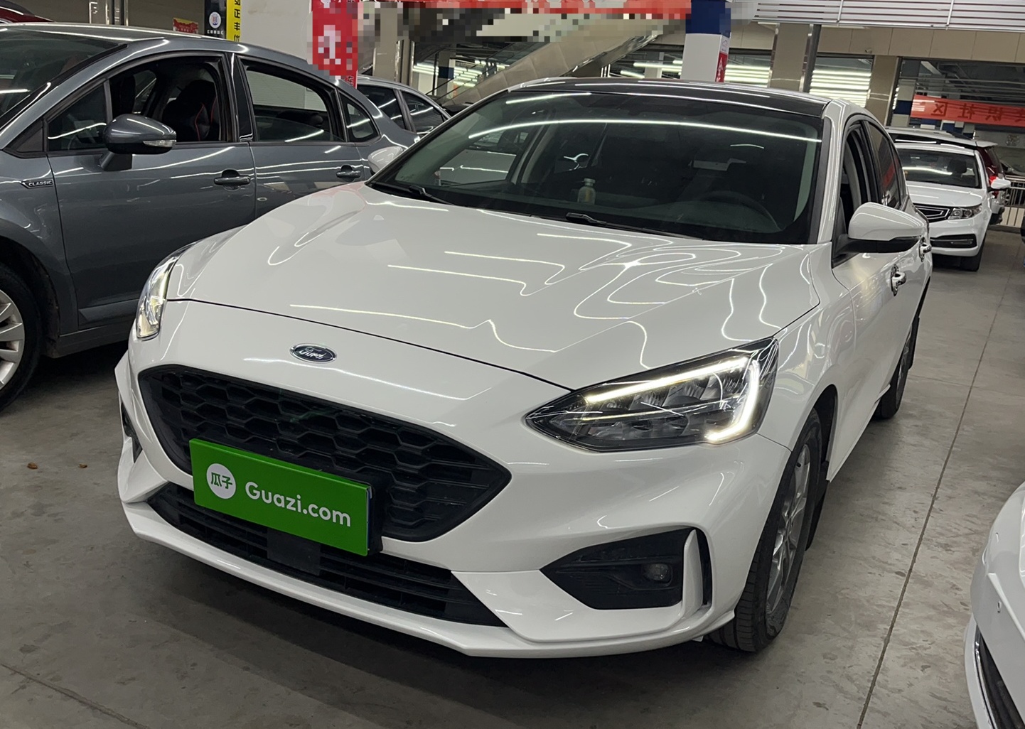 福特 福克斯 2021款 两厢 EcoBoost 180 自动锋潮型