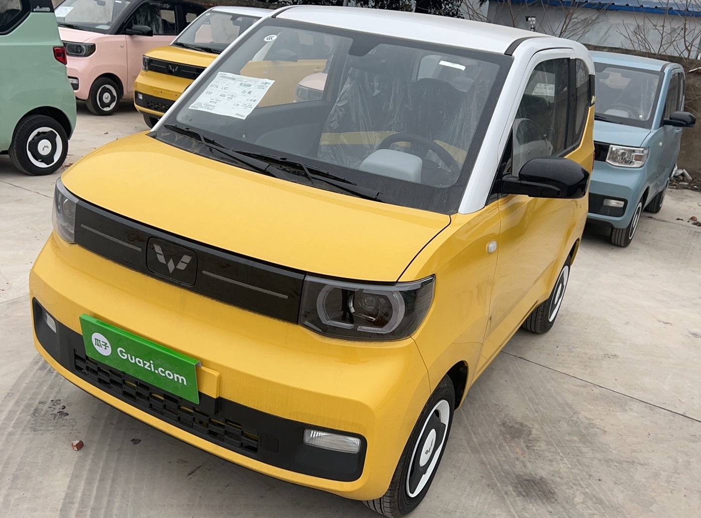 五菱汽车 宏光MINI EV 2022款 马卡龙时尚款 磷酸铁锂