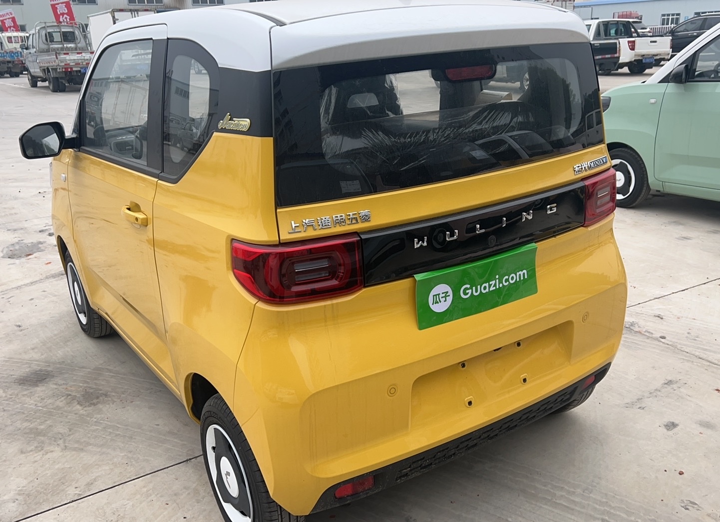 五菱汽车 宏光MINI EV 2022款 马卡龙时尚款 磷酸铁锂