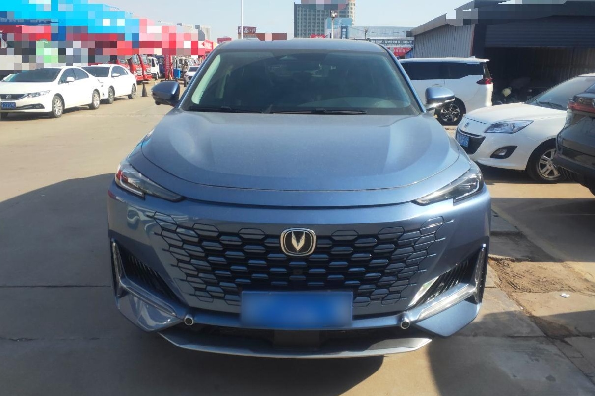 长安UNI-K 2021款 2.0T 全轮驱动尊贵型