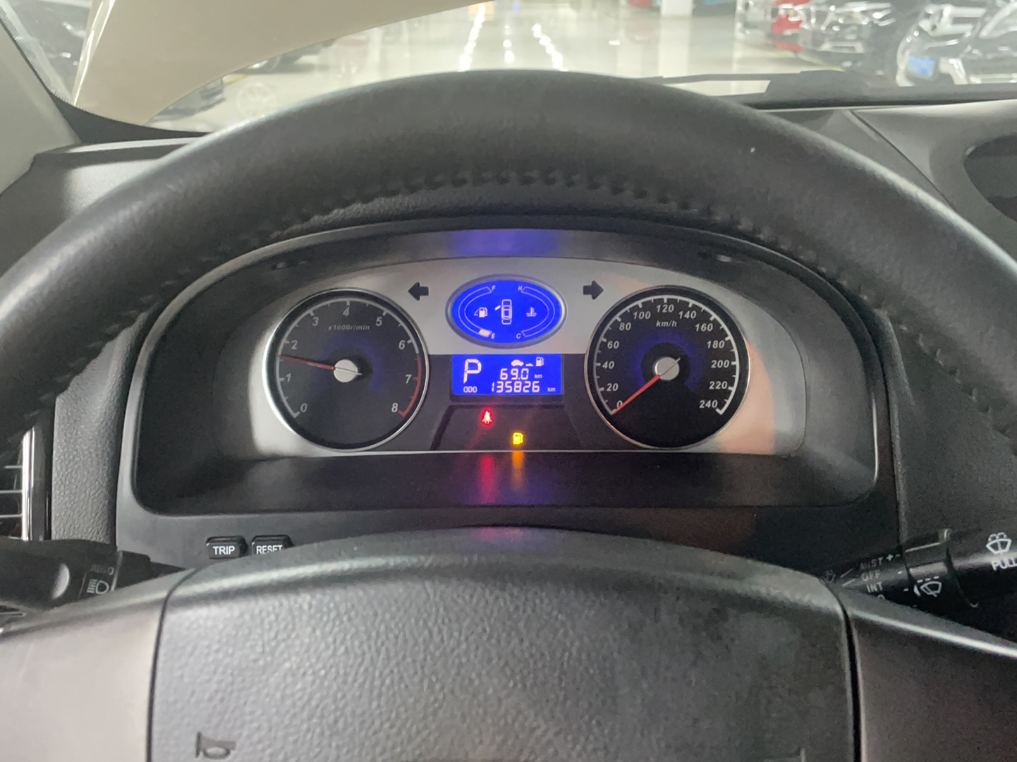 吉利汽车 经典帝豪 2012款 三厢 1.8L CVT豪华型