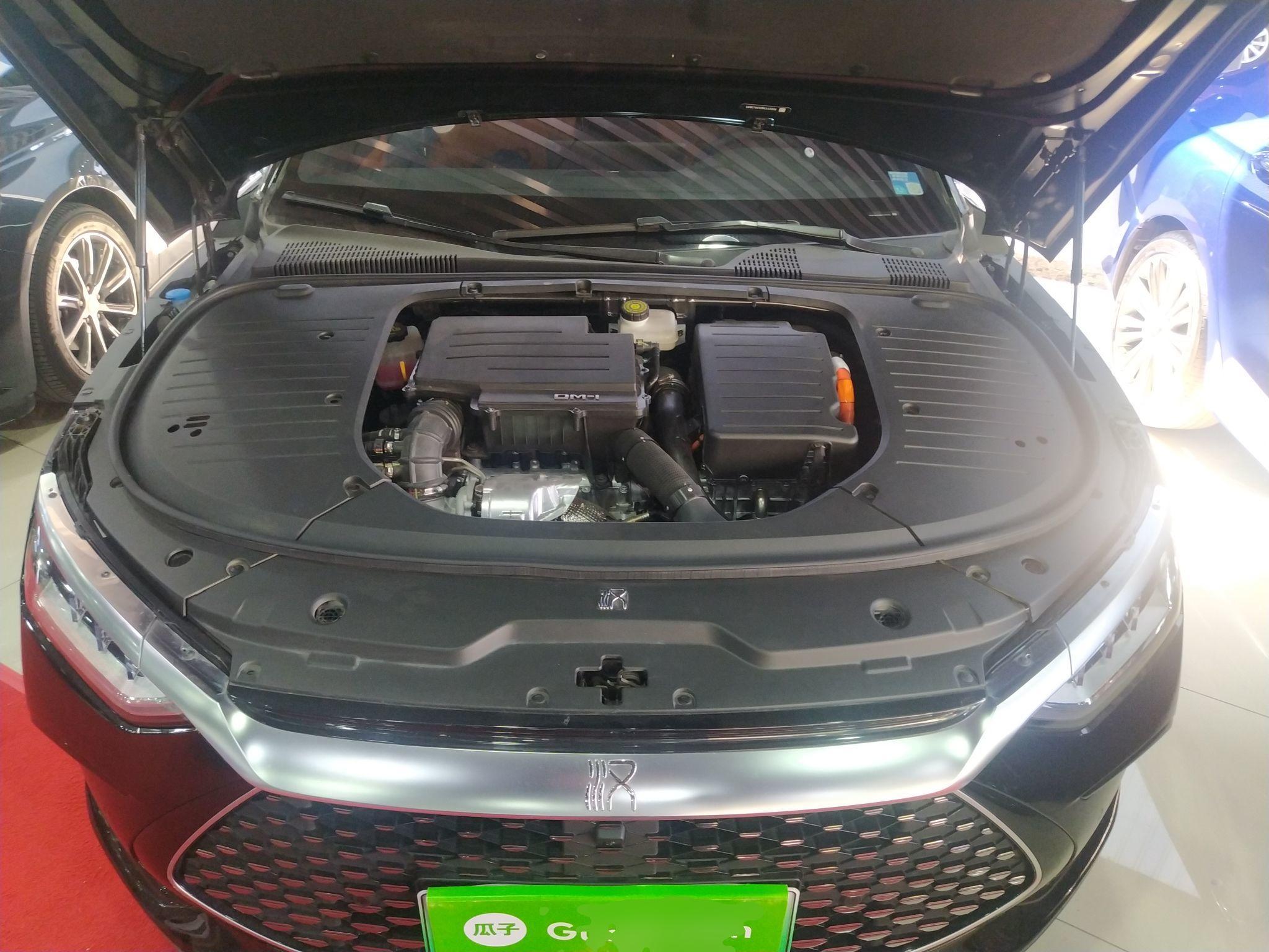 比亚迪 汉 2022款 DM-i 121KM 尊享型