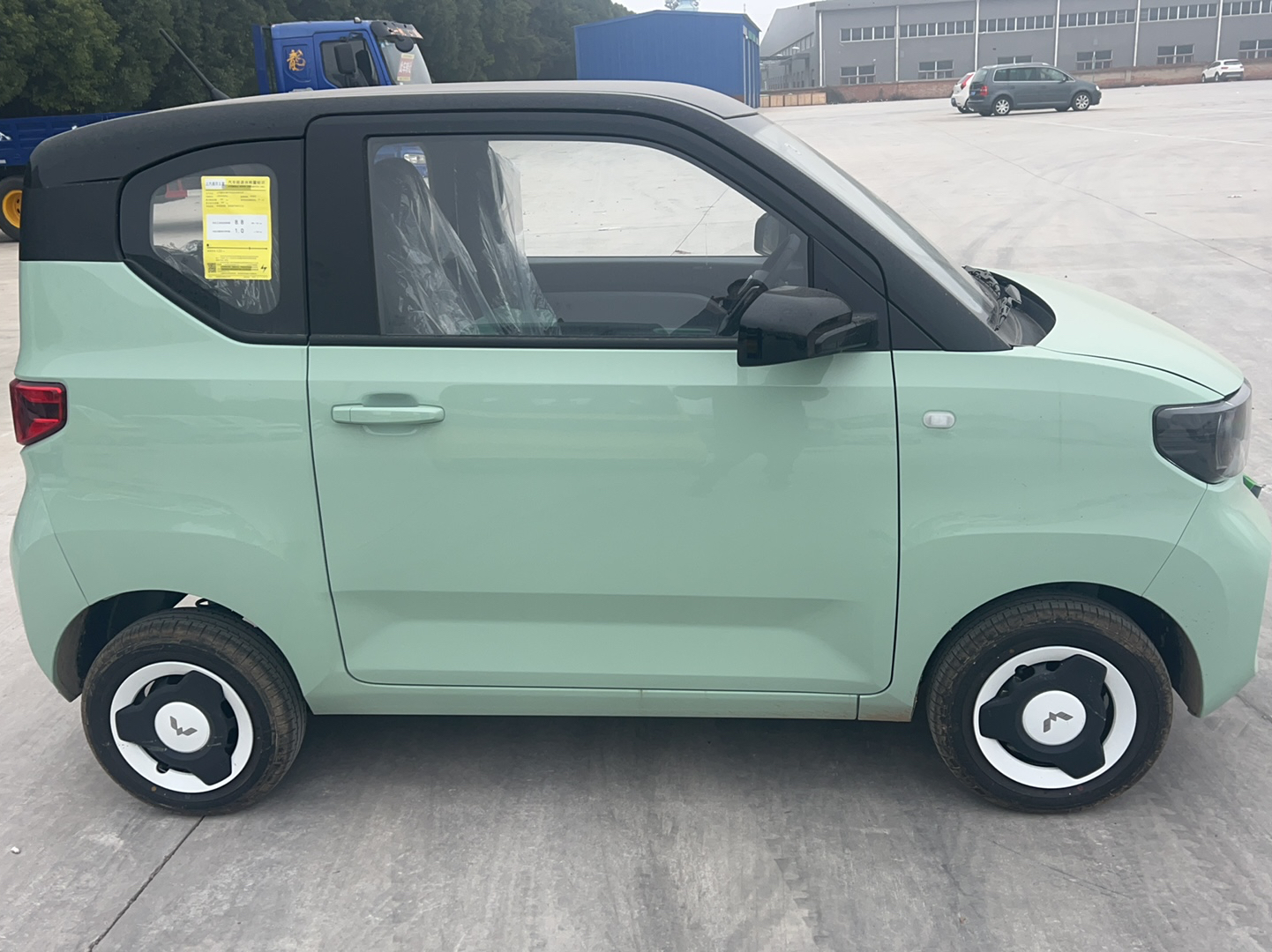 五菱汽车 宏光MINI EV 2022款 马卡龙时尚款 三元锂