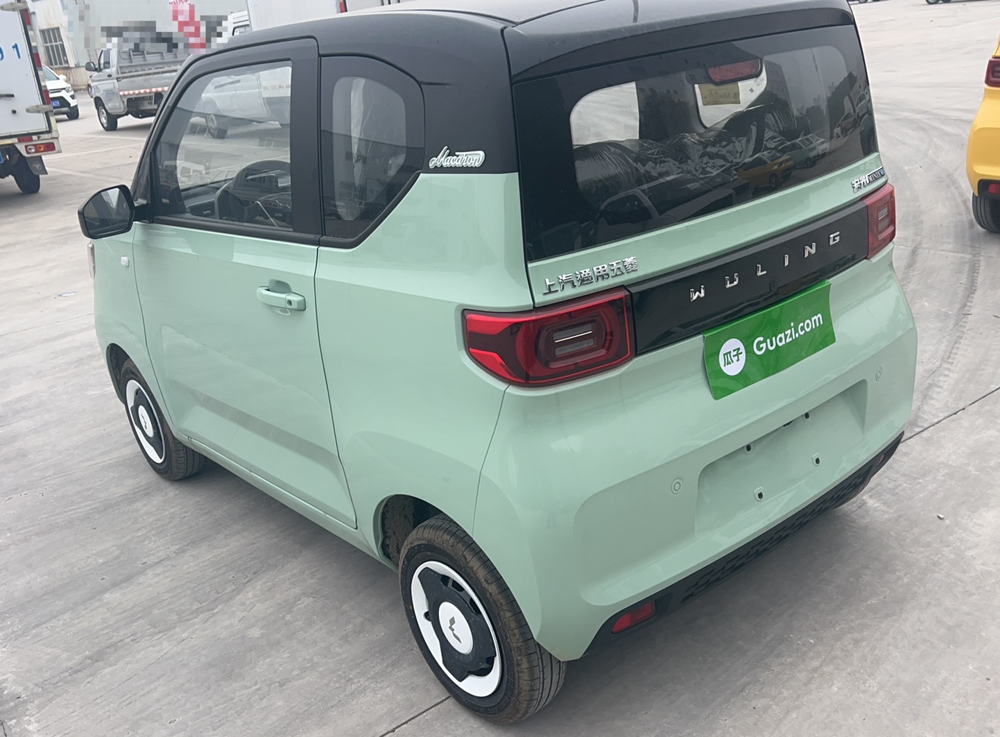 五菱汽车 宏光MINI EV 2022款 马卡龙时尚款 三元锂