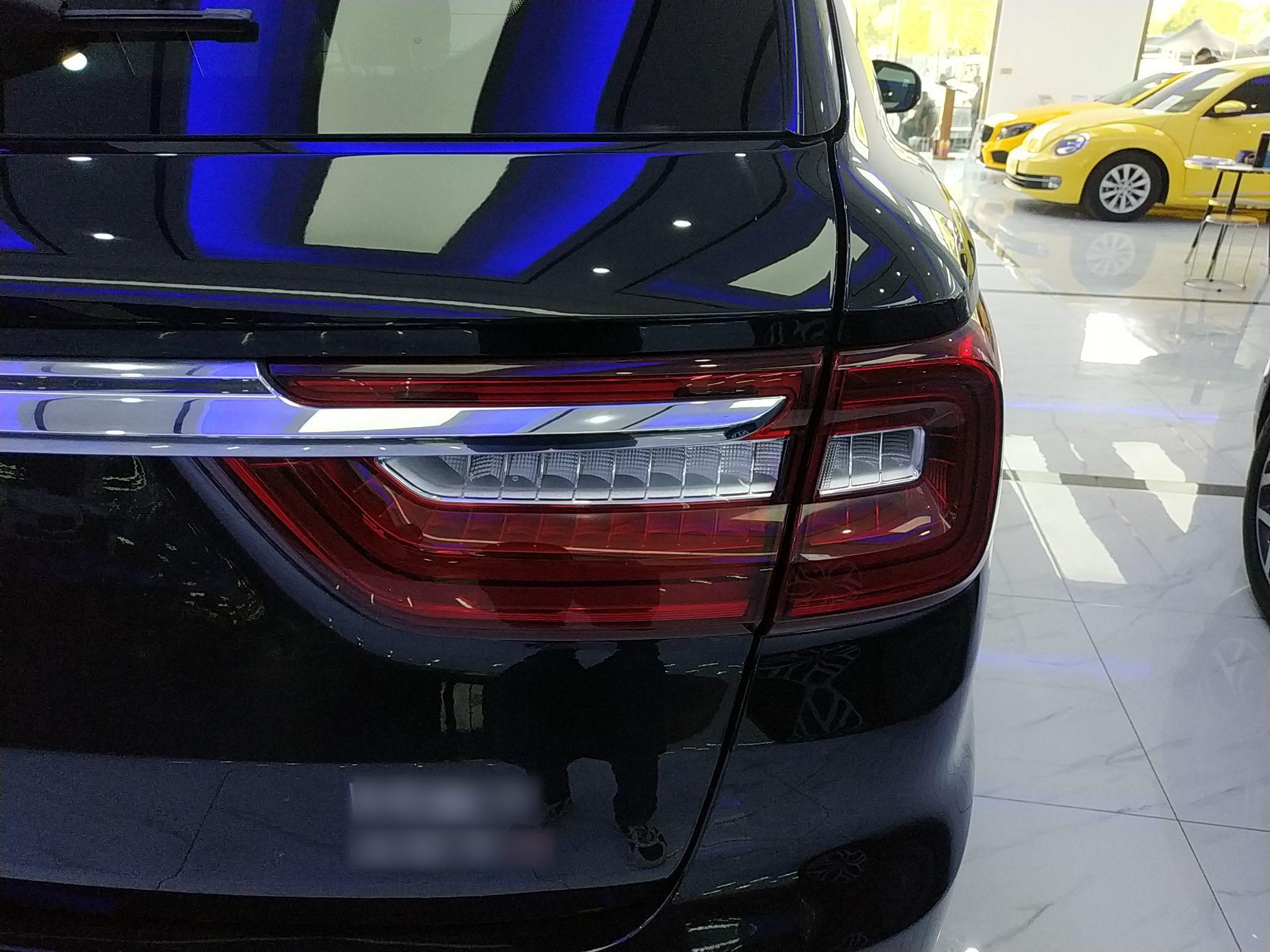 红旗HS7 2021款 2.0T 自动两驱智联旗畅版