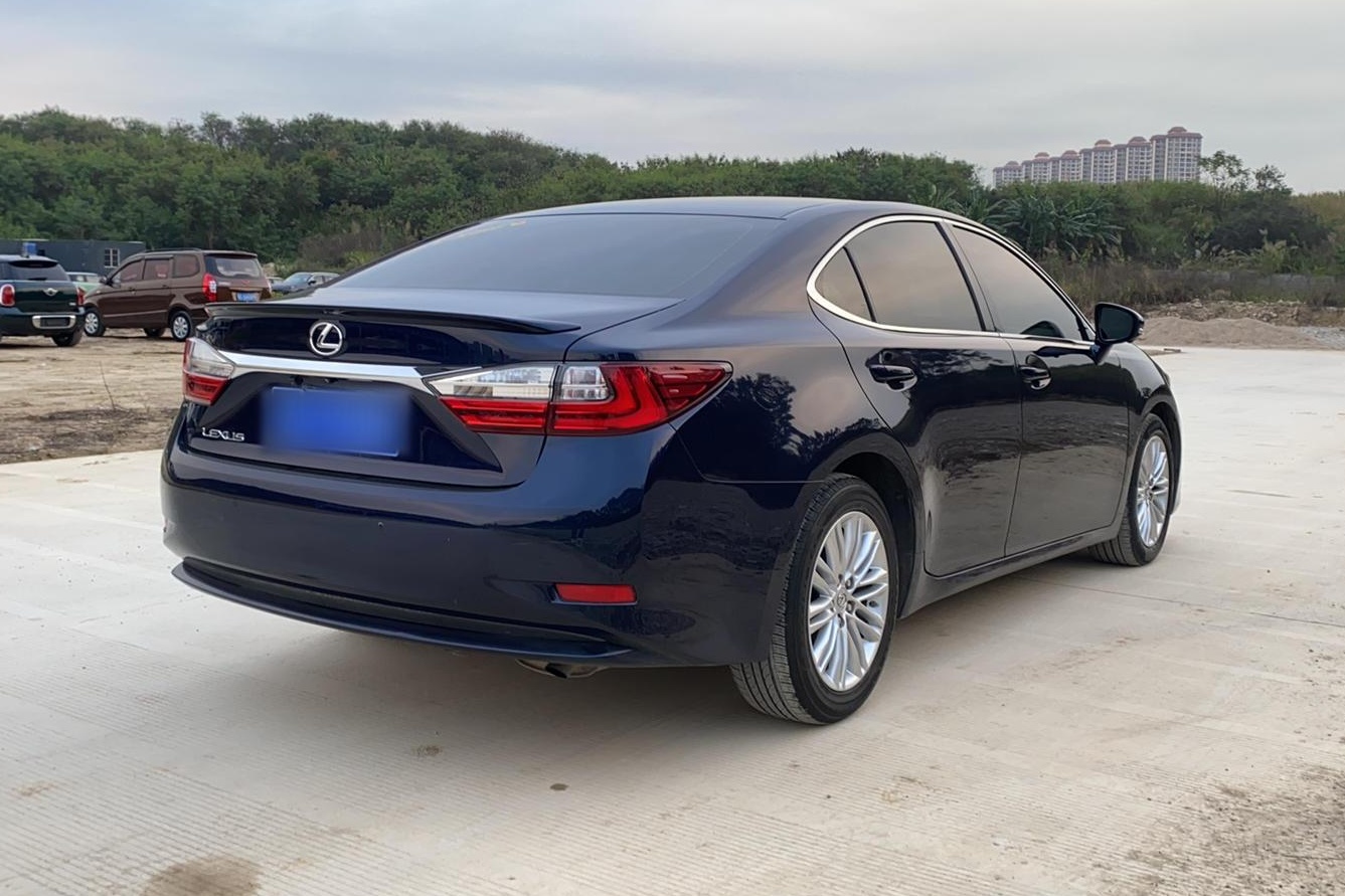 雷克萨斯ES 2015款 200 精英版