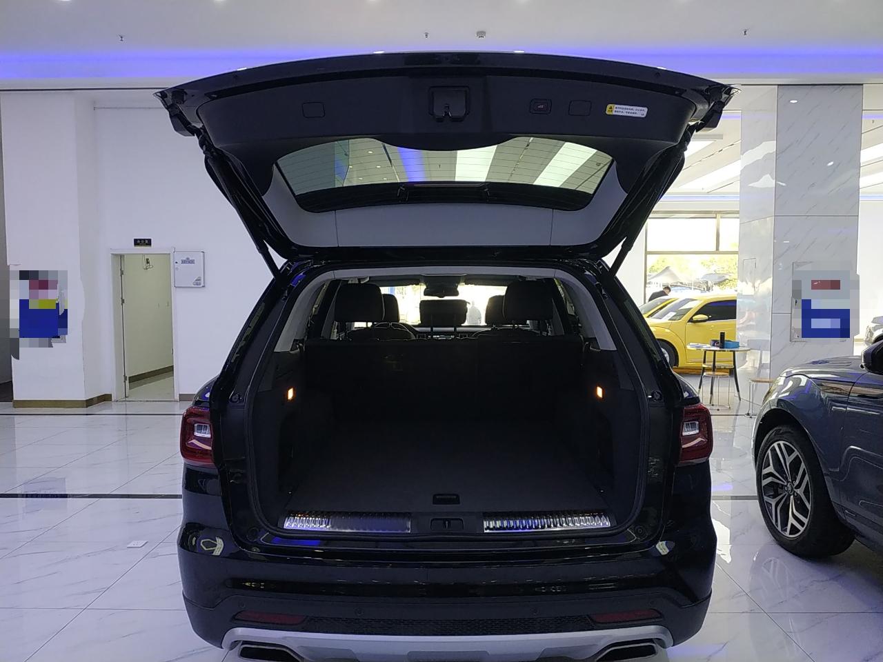 红旗HS7 2021款 2.0T 自动两驱智联旗畅版