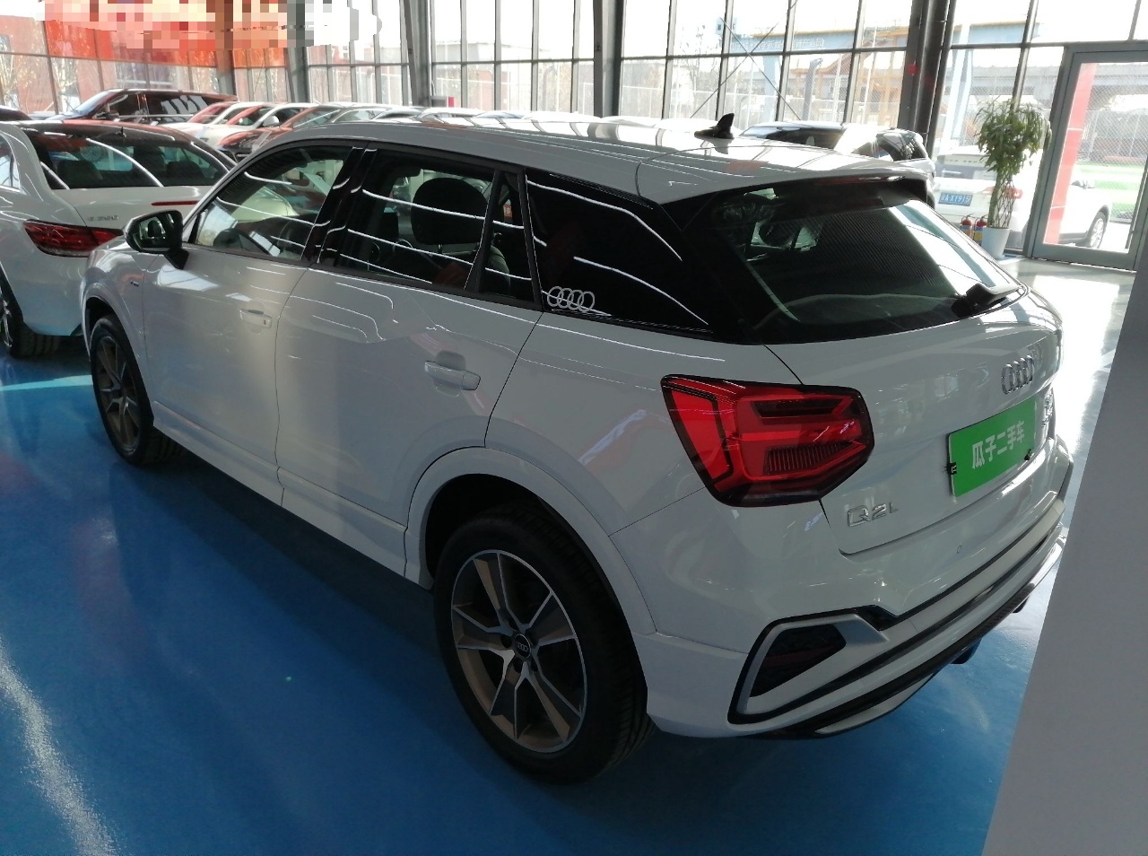 奥迪Q2L 2022款 35 TFSI 时尚动感型