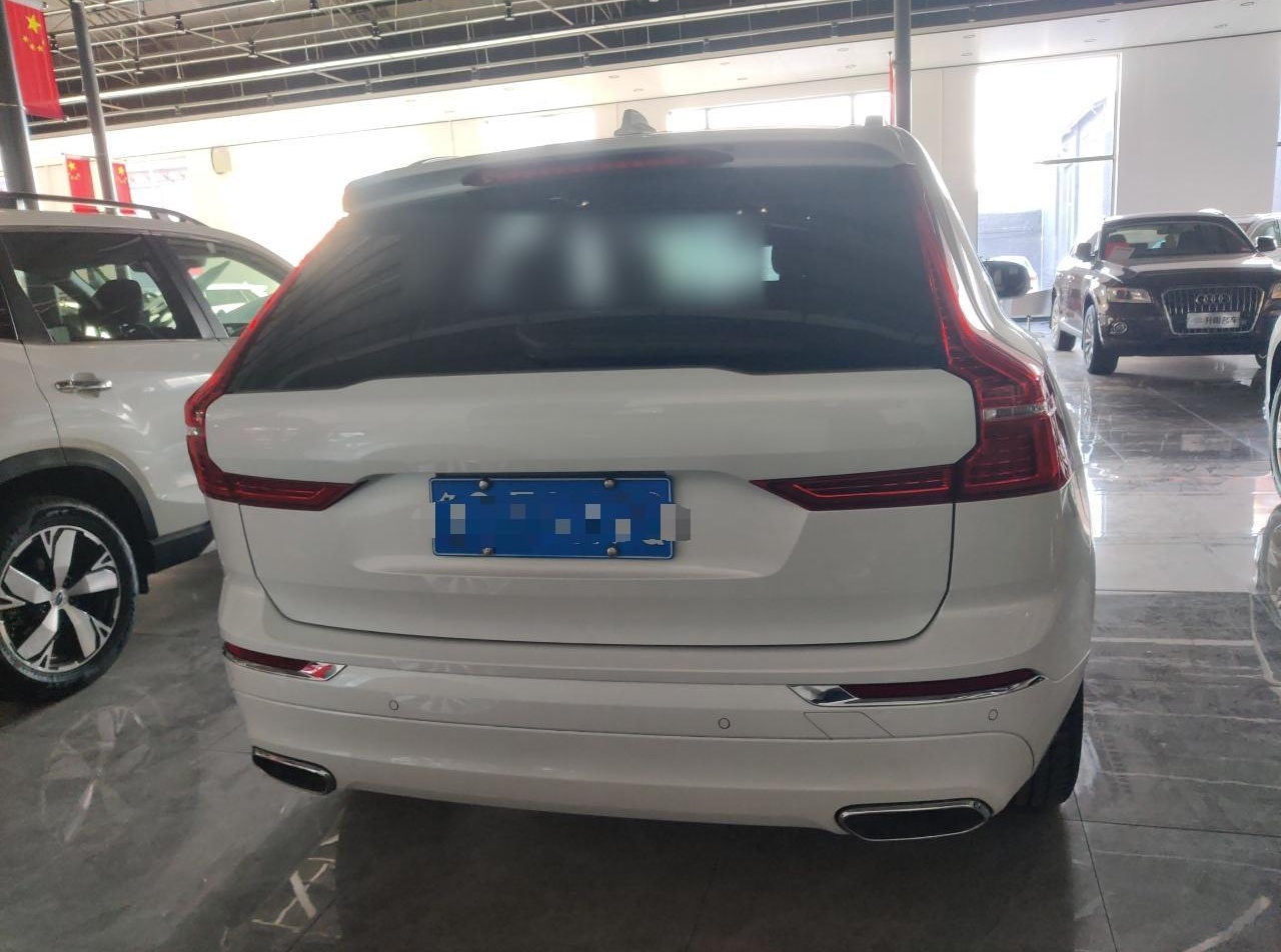 沃尔沃XC60 2021款 T5 四驱智逸豪华版