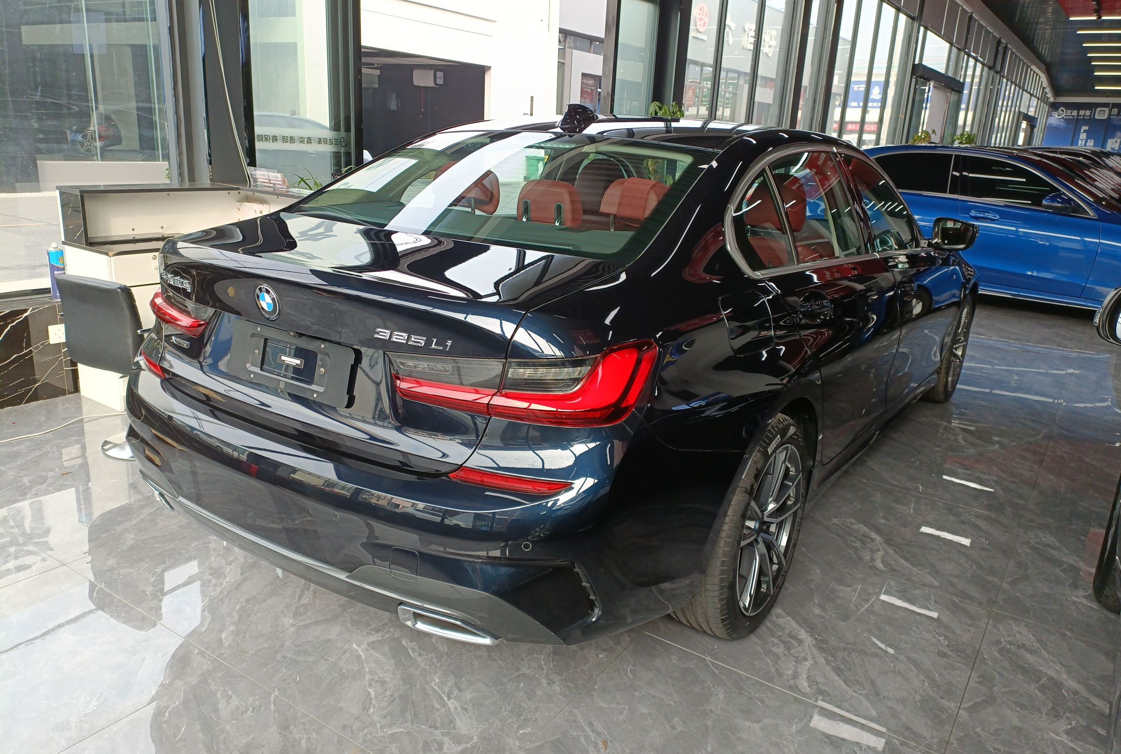 宝马3系 2022款 325Li xDrive M运动套装