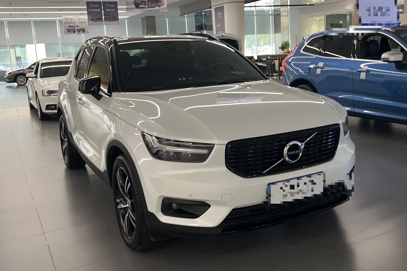 沃尔沃XC40 2021款 T4 四驱智远运动版