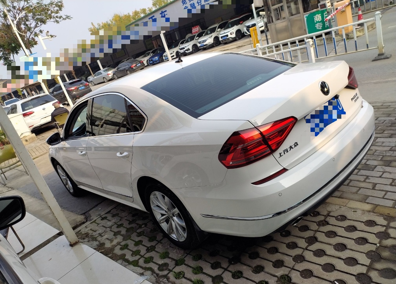 大众 帕萨特 2017款 330TSI DSG尊荣版