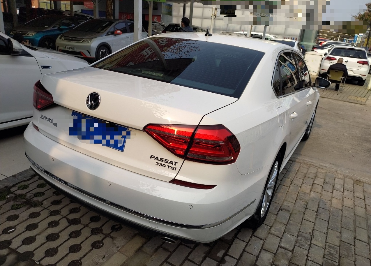 大众 帕萨特 2017款 330TSI DSG尊荣版