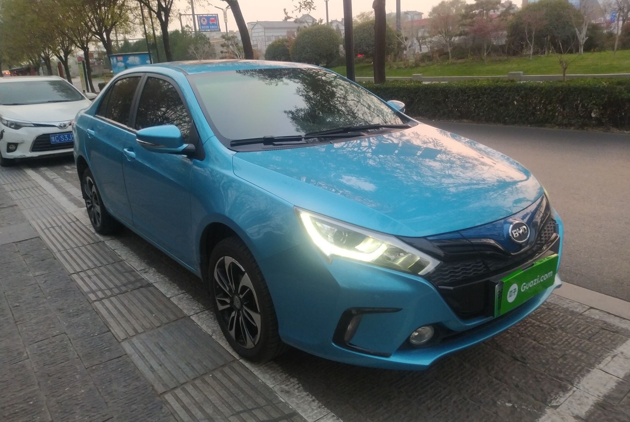 比亚迪 秦新能源 2016款 秦EV300 尊贵型