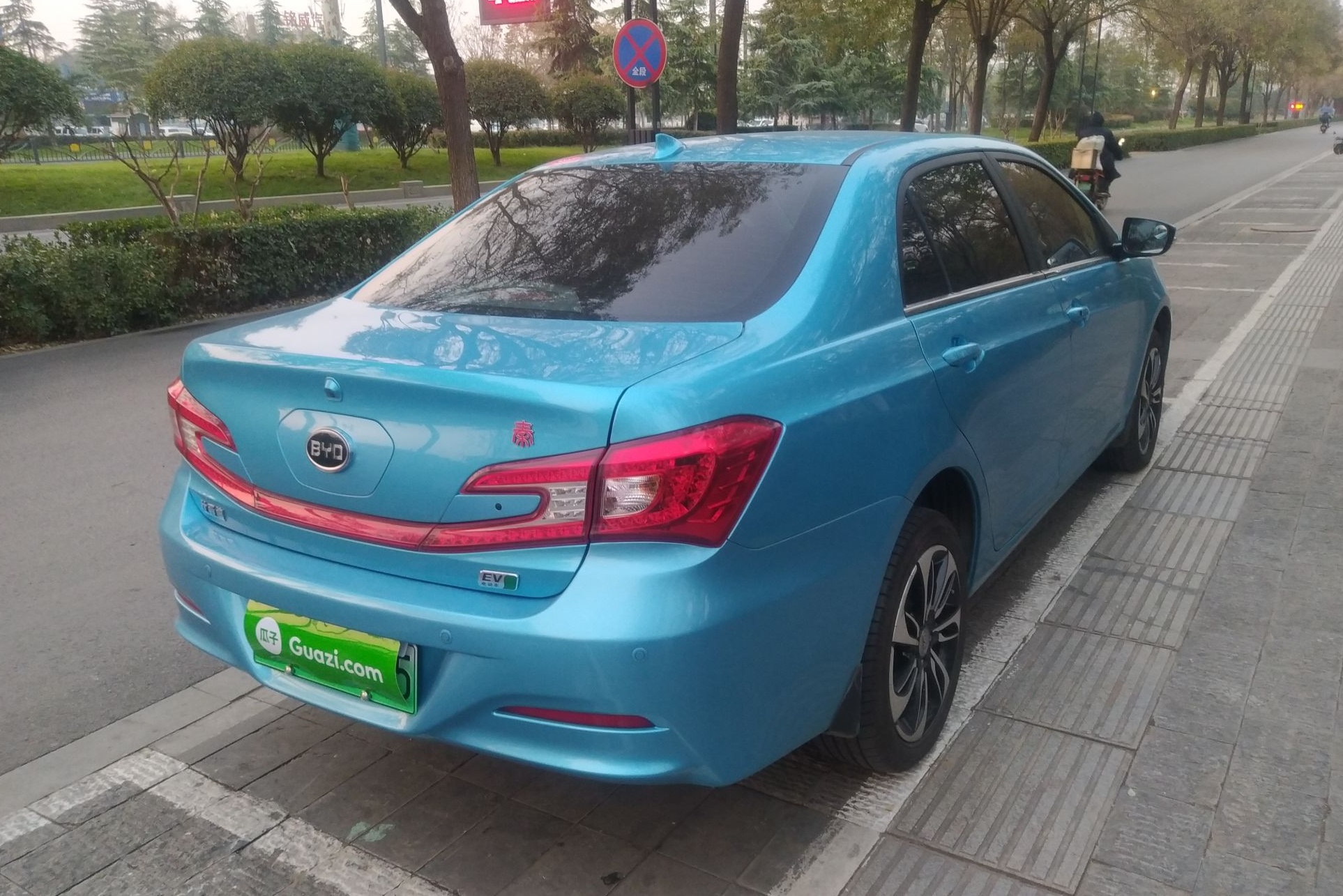 比亚迪 秦新能源 2016款 秦EV300 尊贵型