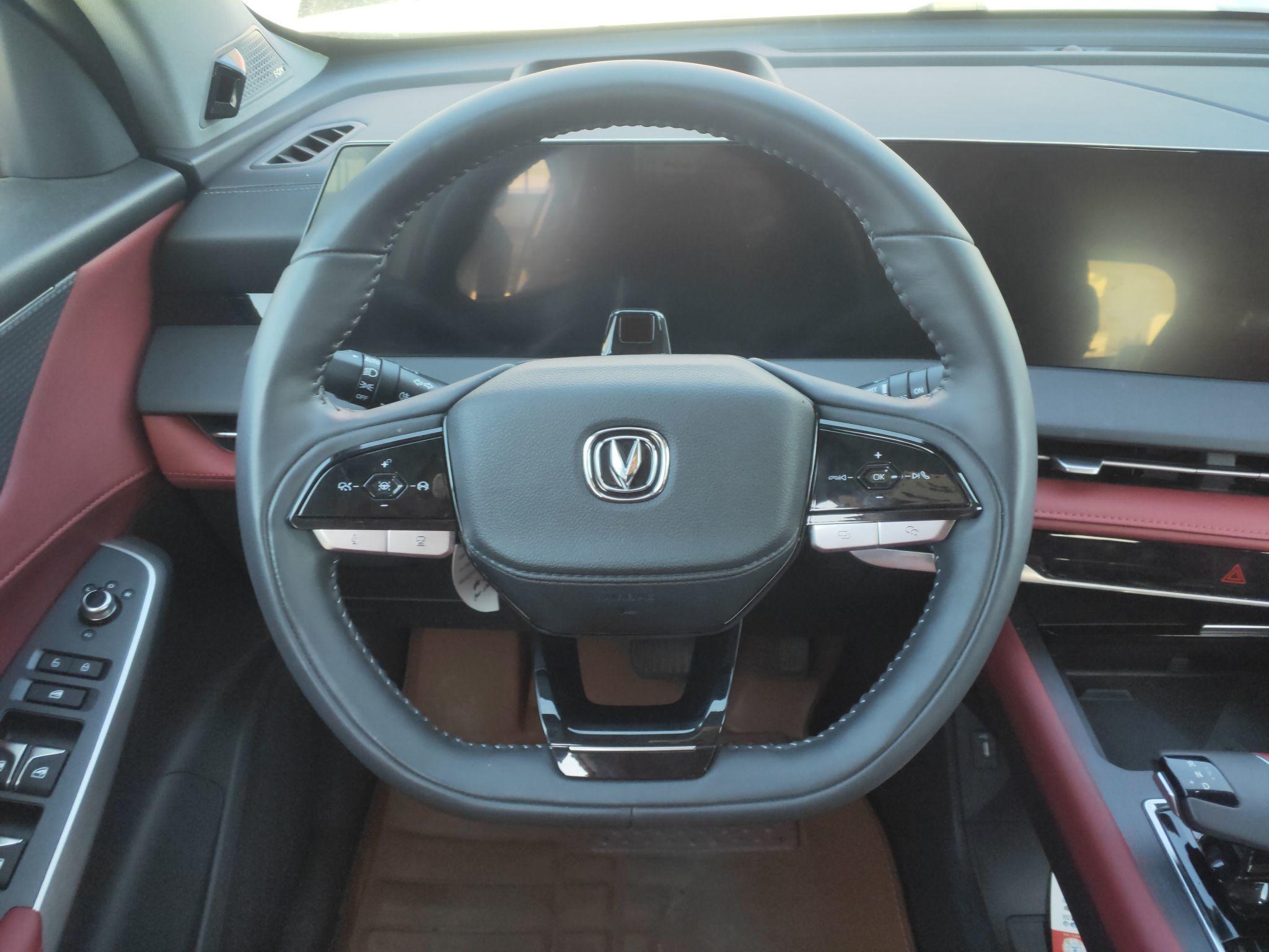 长安CS75 PLUS 2022款 第二代 2.0T 自动旗舰型