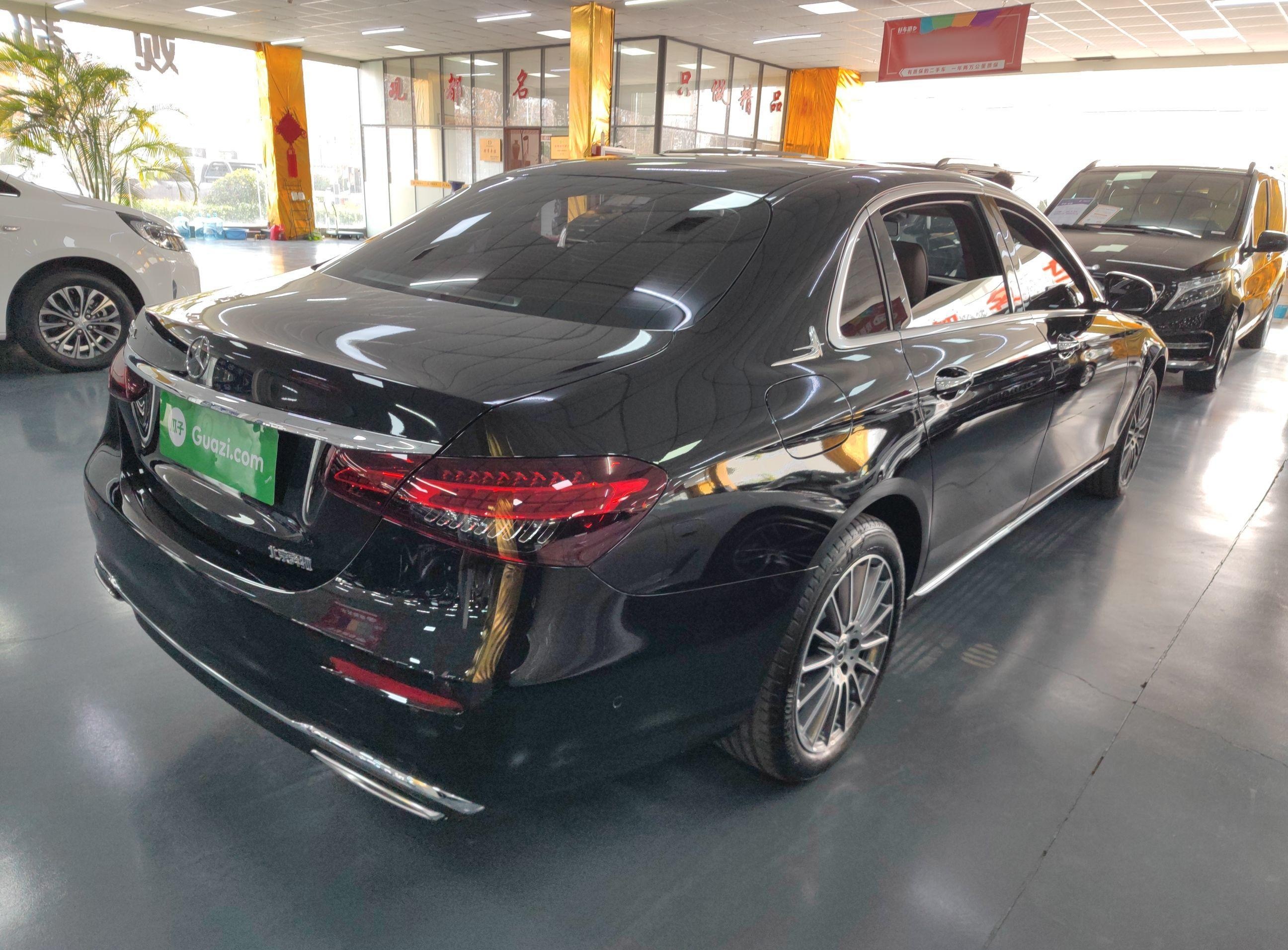 奔驰E级 2023款 E 260 L