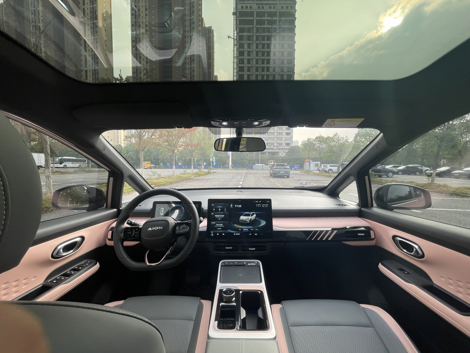 广汽埃安 AION Y 2022款 70 智领版