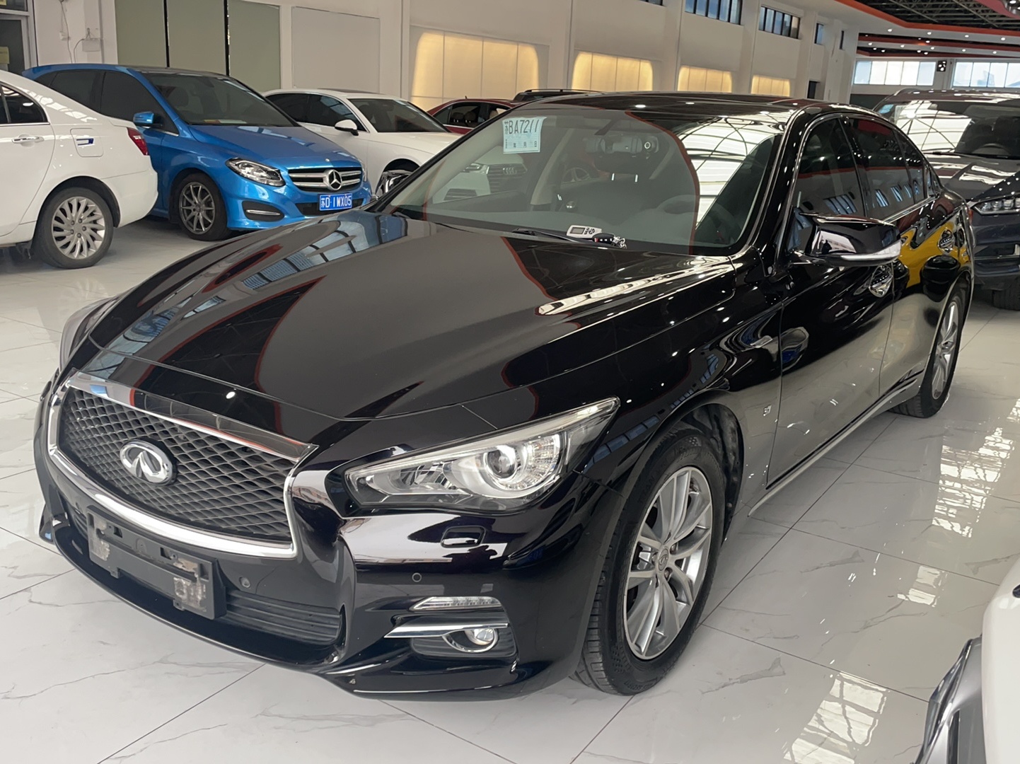 英菲尼迪Q50L 2015款 2.0T 悦享版