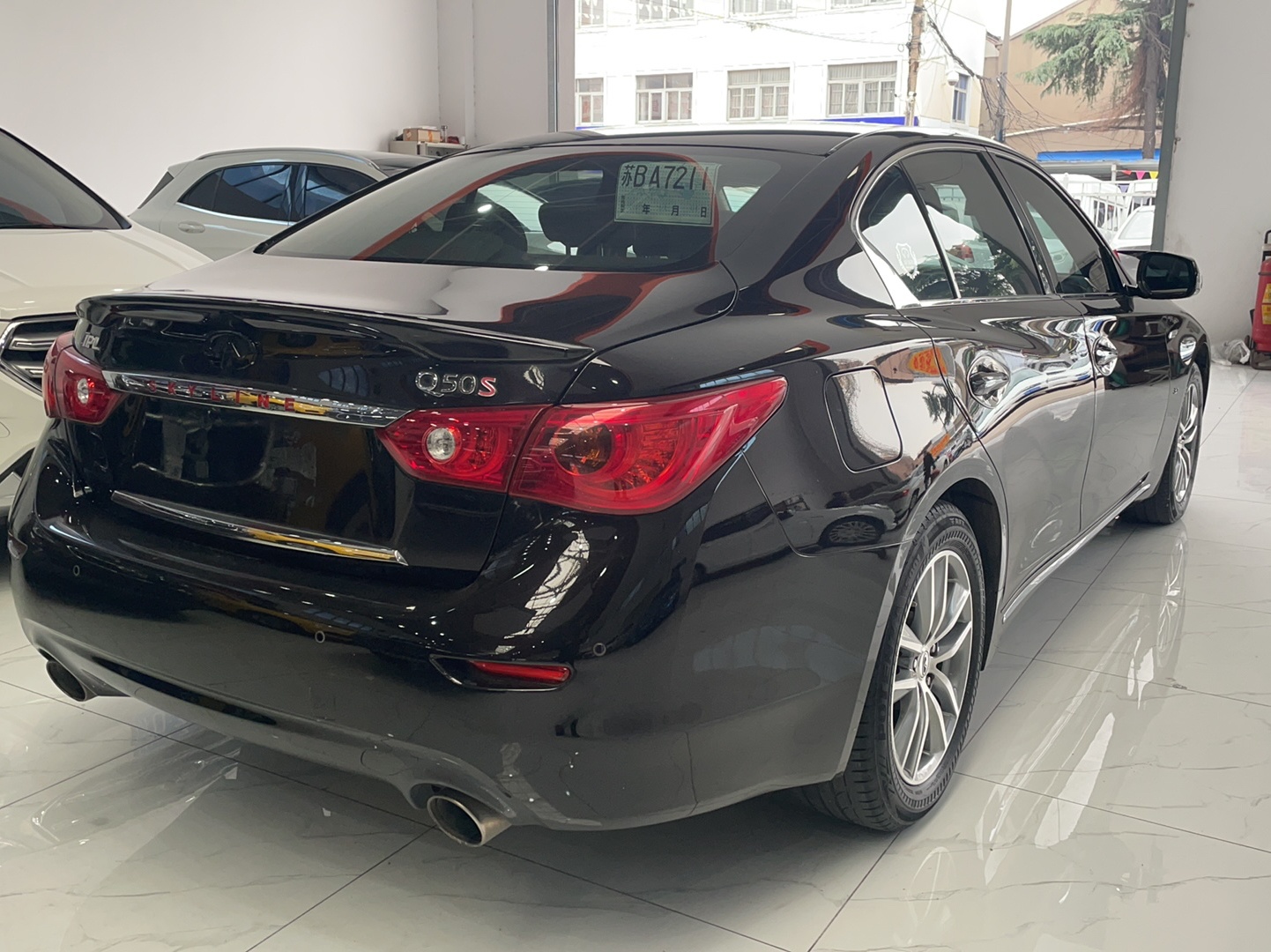 英菲尼迪Q50L 2015款 2.0T 悦享版