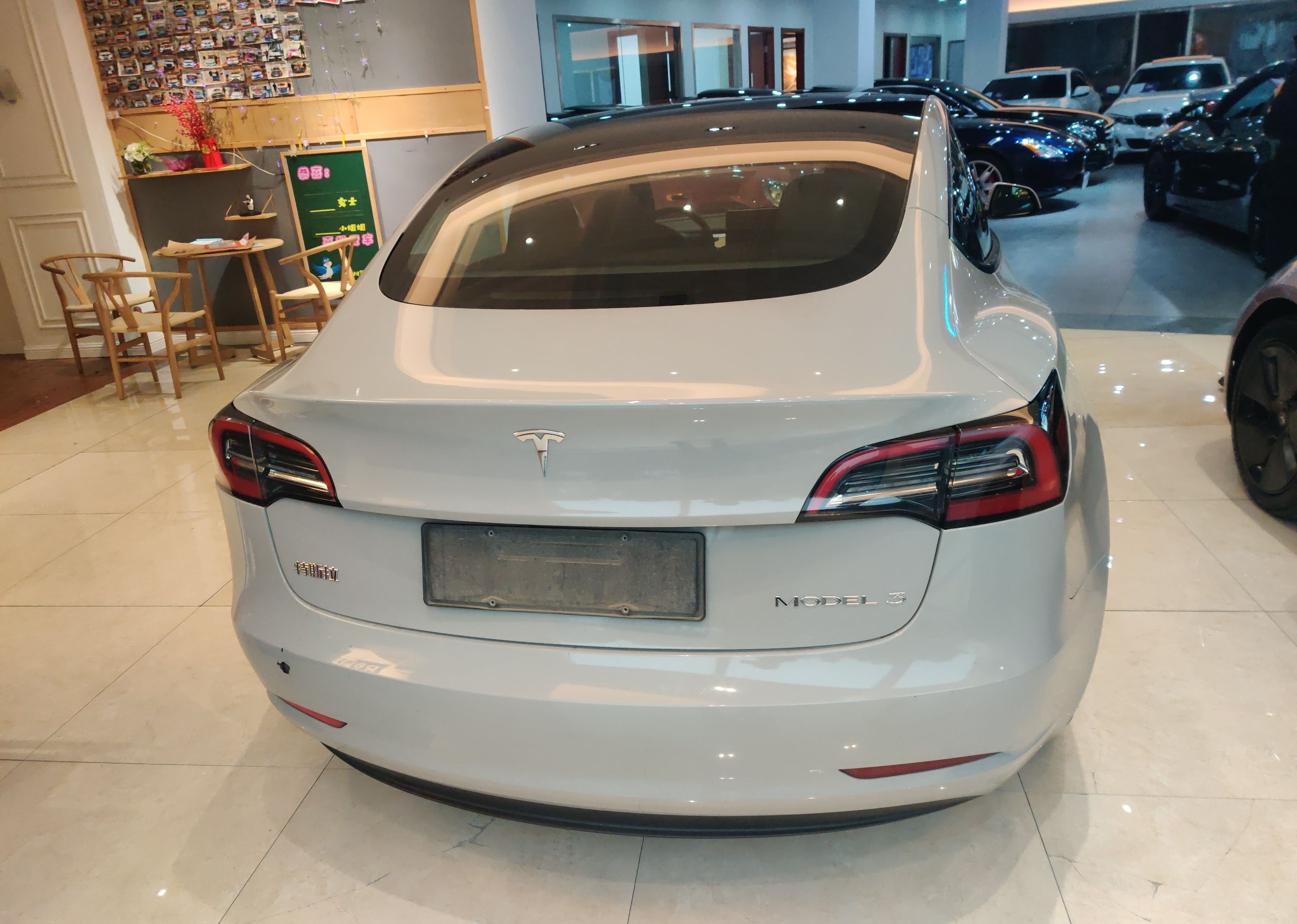 特斯拉 Model 3 2021款 改款 标准续航后驱升级版 3D1